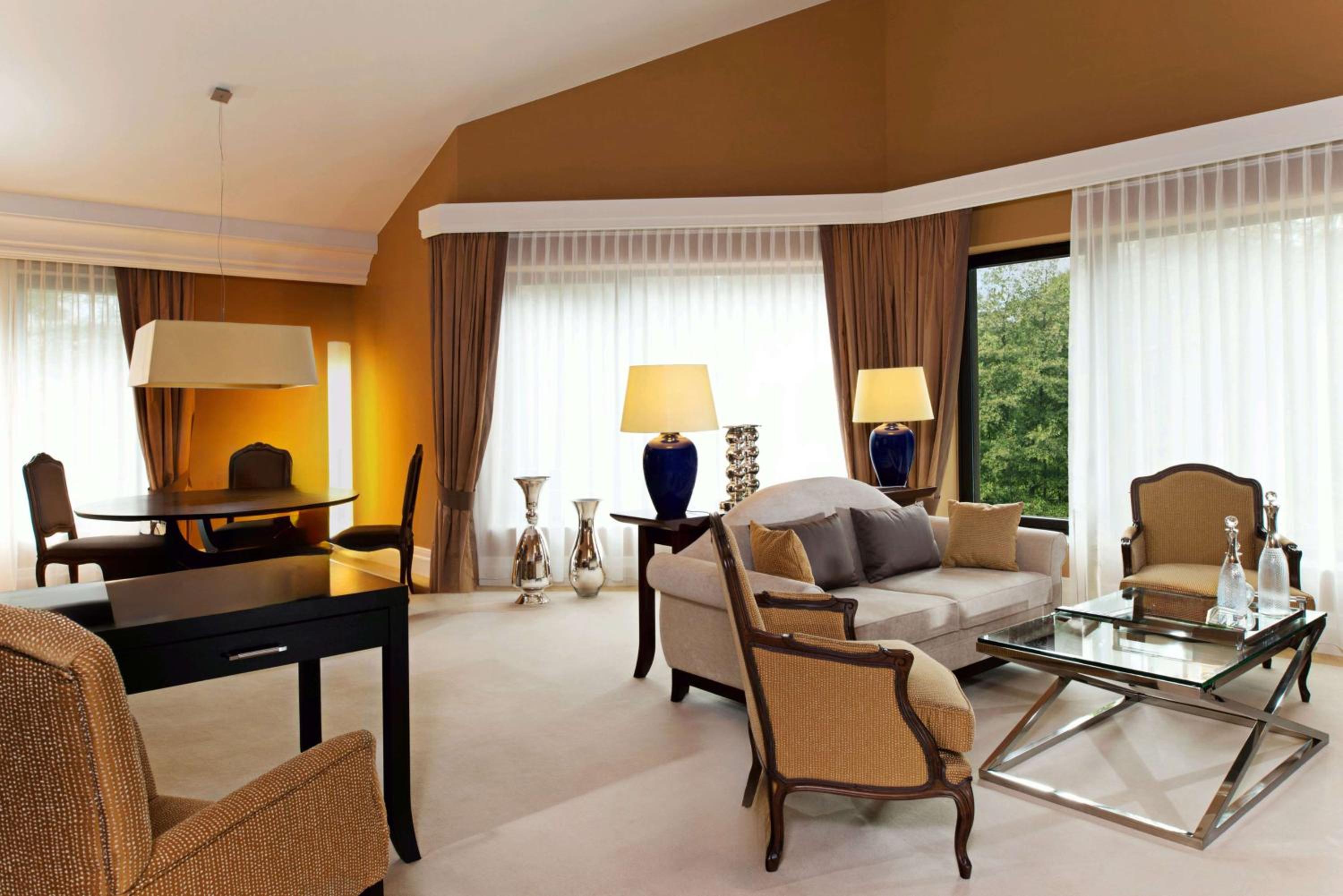Two-Bedroom King Suite