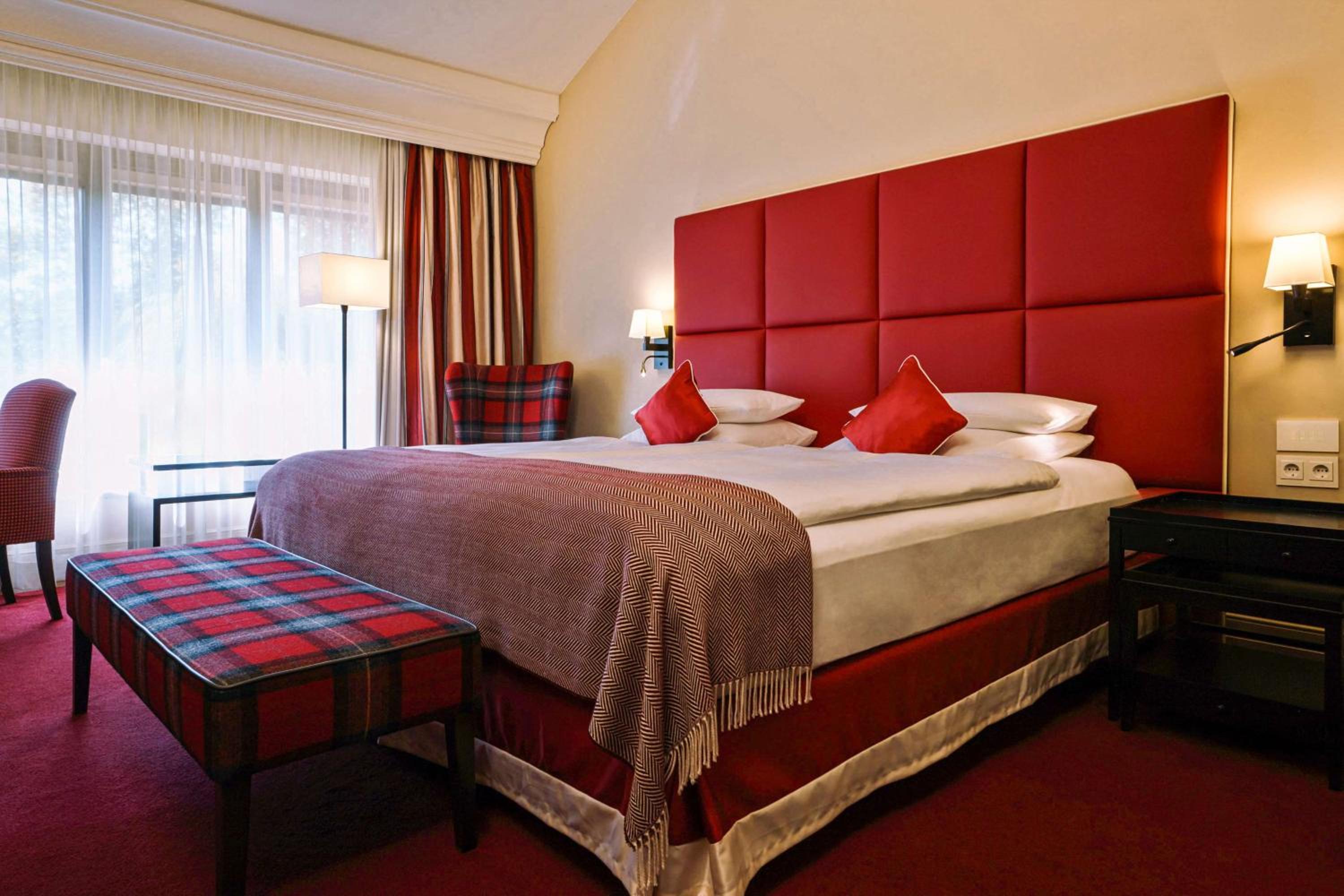 Deluxe King Room with Park View
