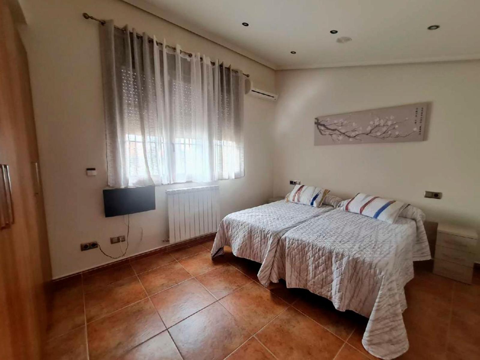 Casa de tres habitaciones
