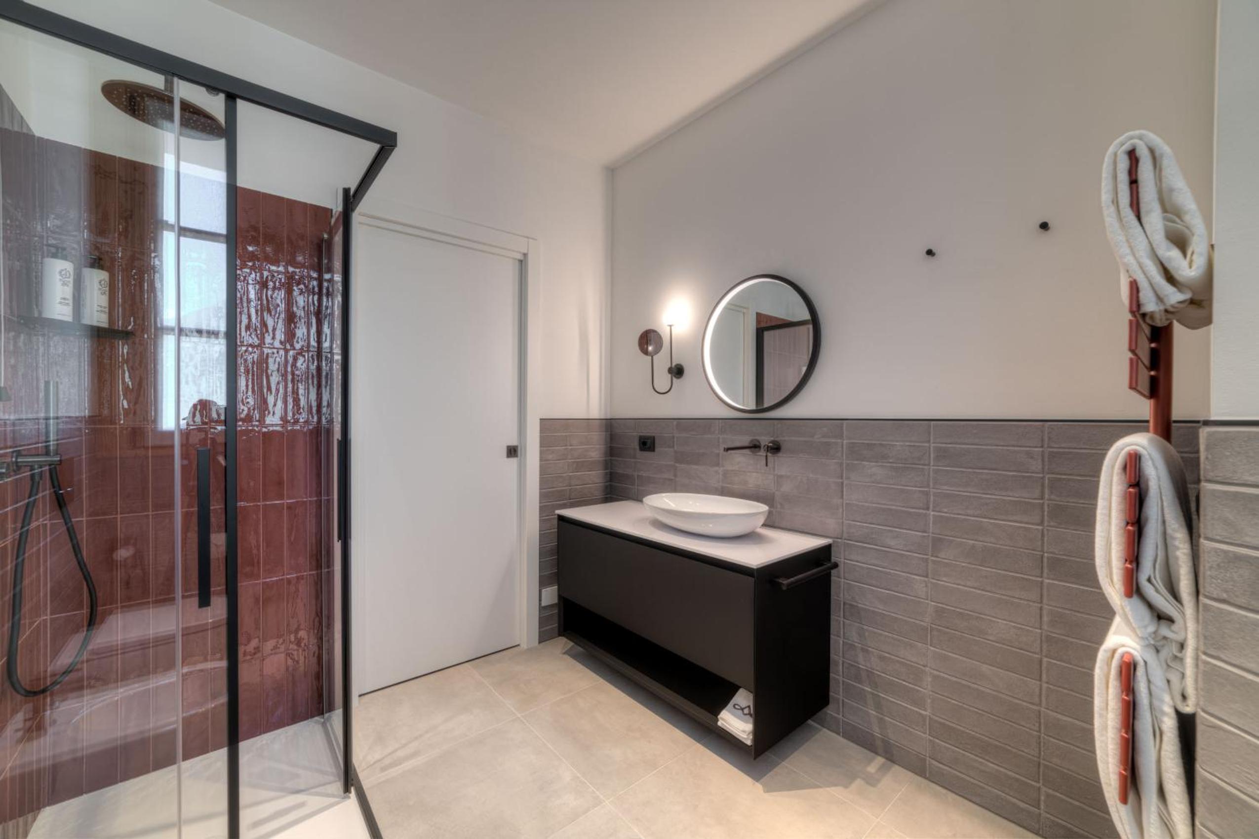 Junior Suite with Balcony photo 2