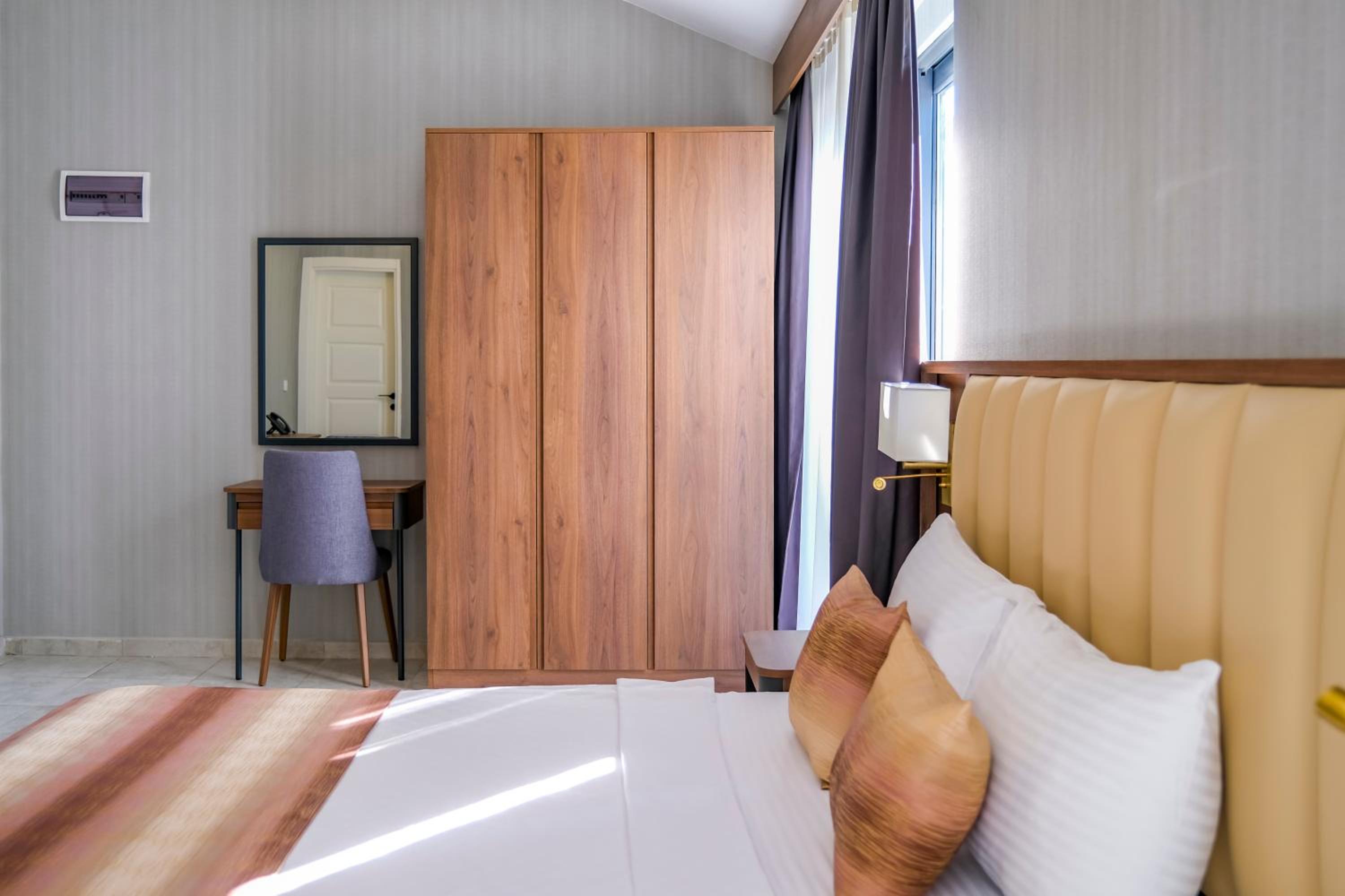 Twin Suite - Non-Smoking