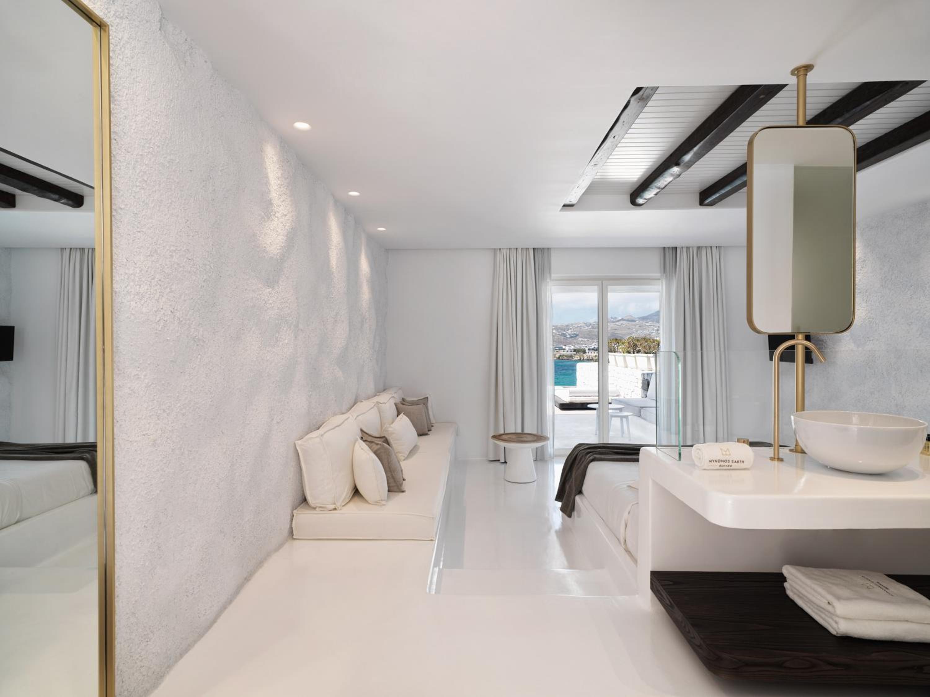Executive Suite with Private Heated Pool Sea View - Photo 18