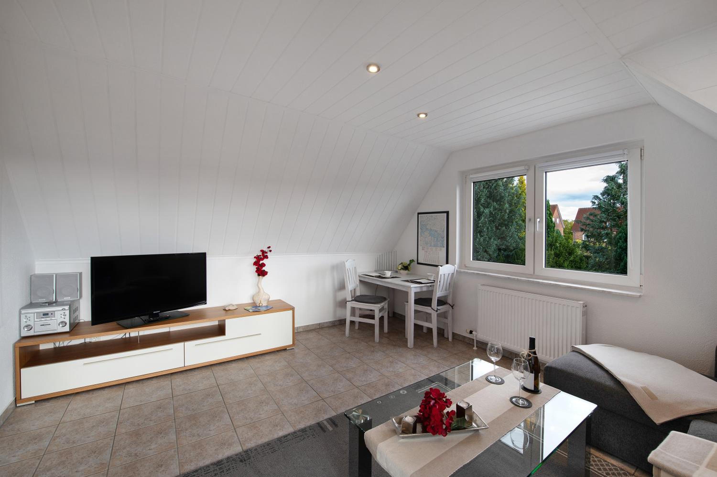 Superior One-Bedroom Apartment With Balcony