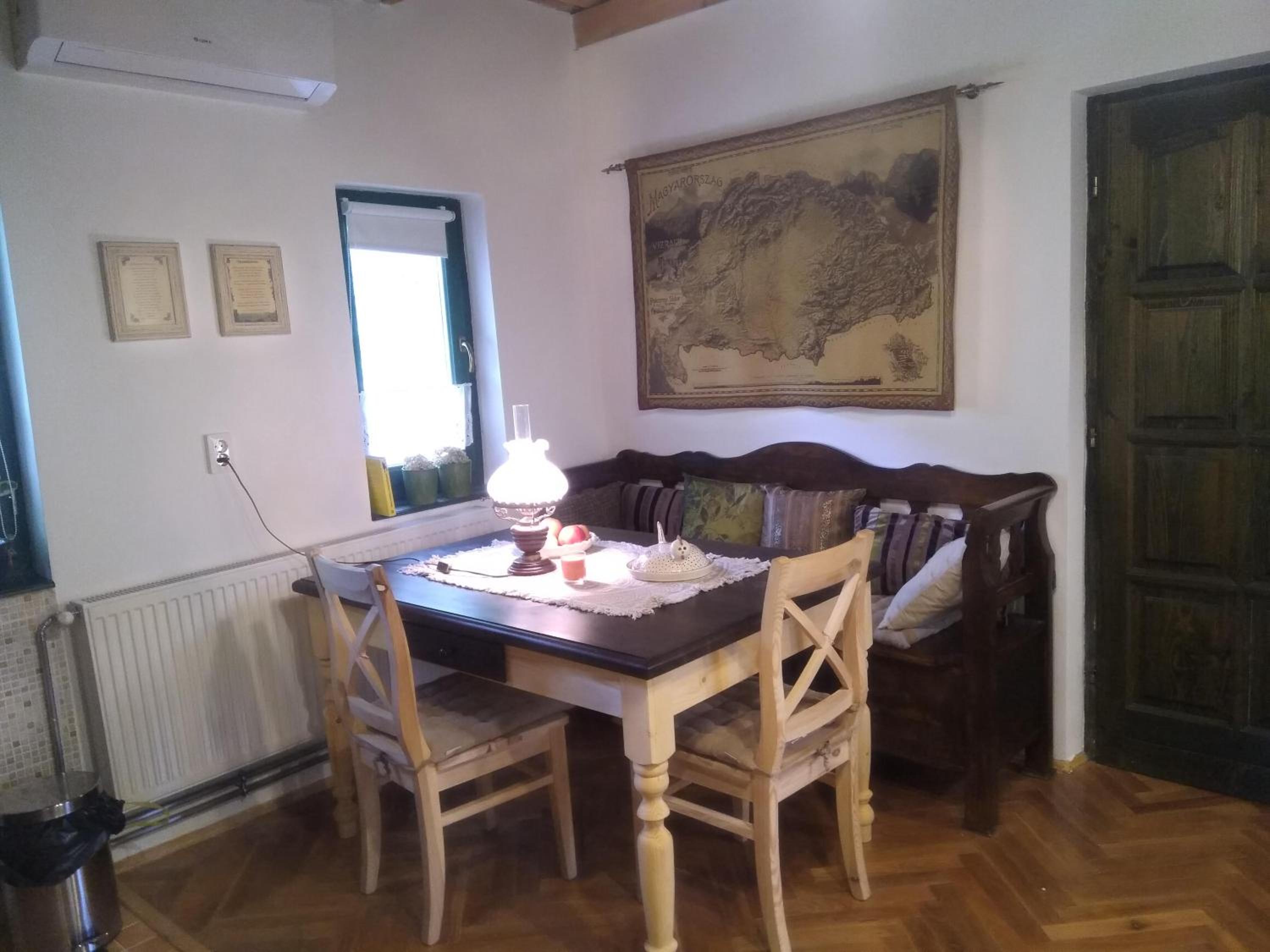 Three-Bedroom House photo 2