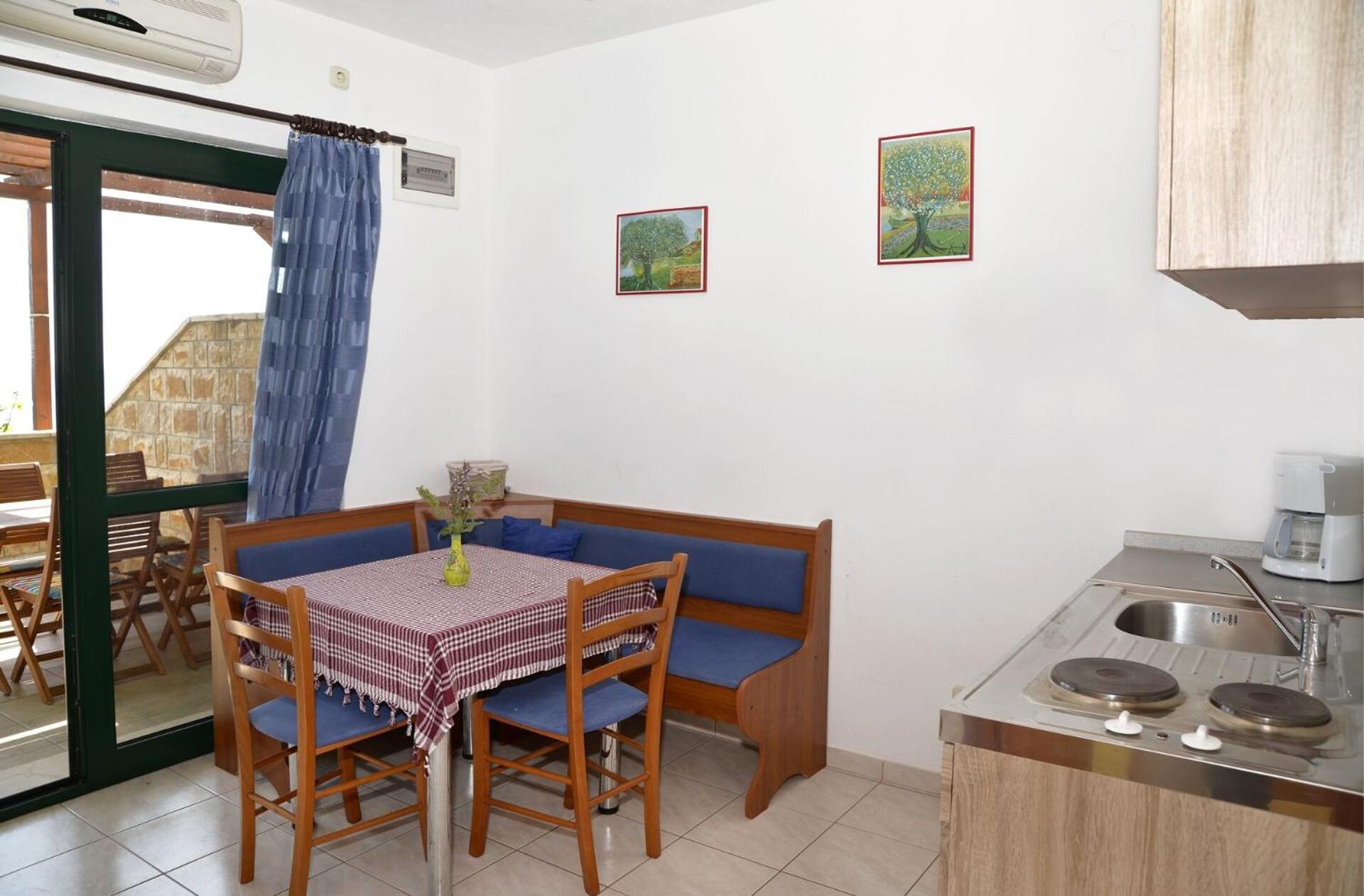 Two-Bedroom Apartment with Terrace photo 2