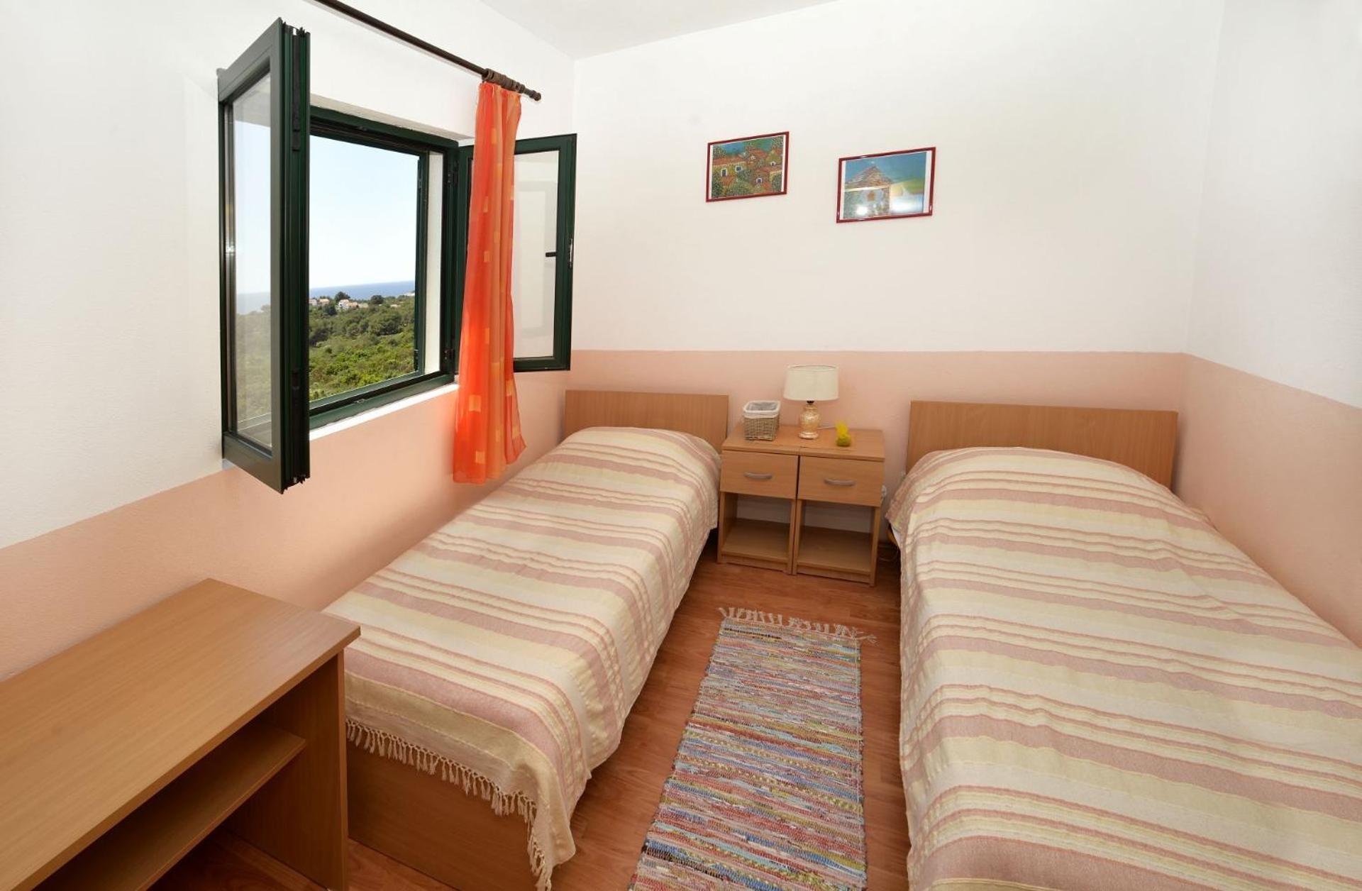 Two-Bedroom Apartment Standard photo 3
