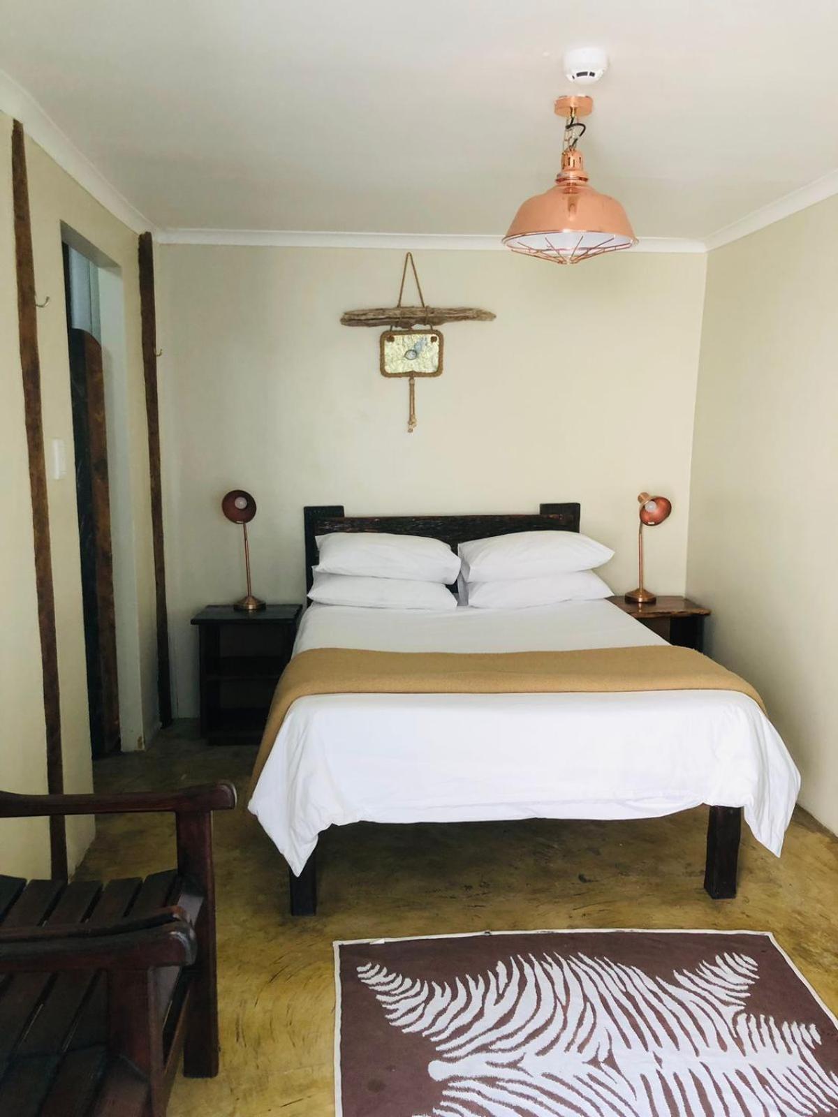Double Room with Bathroom photo 2