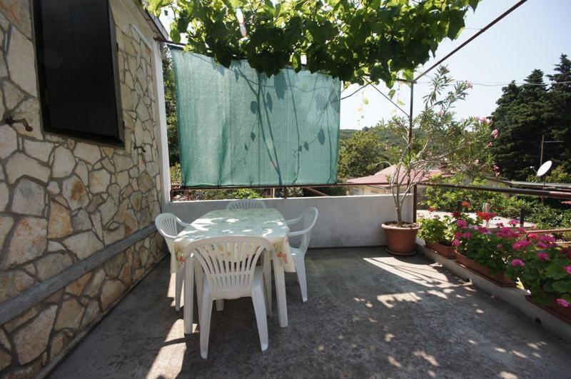 One-Bedroom Vacation Home photo 3