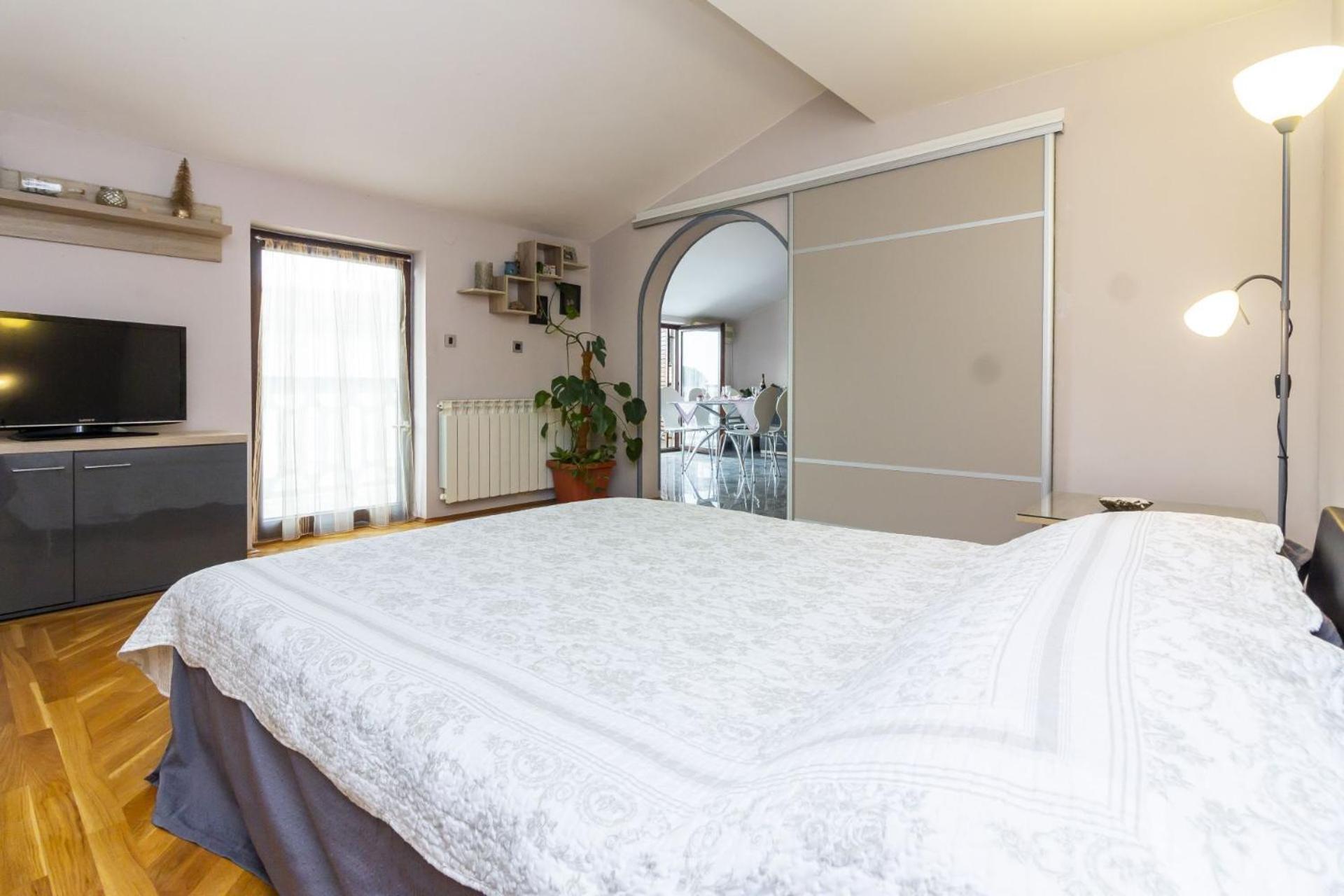 One-Bedroom Apartment - Second Floor