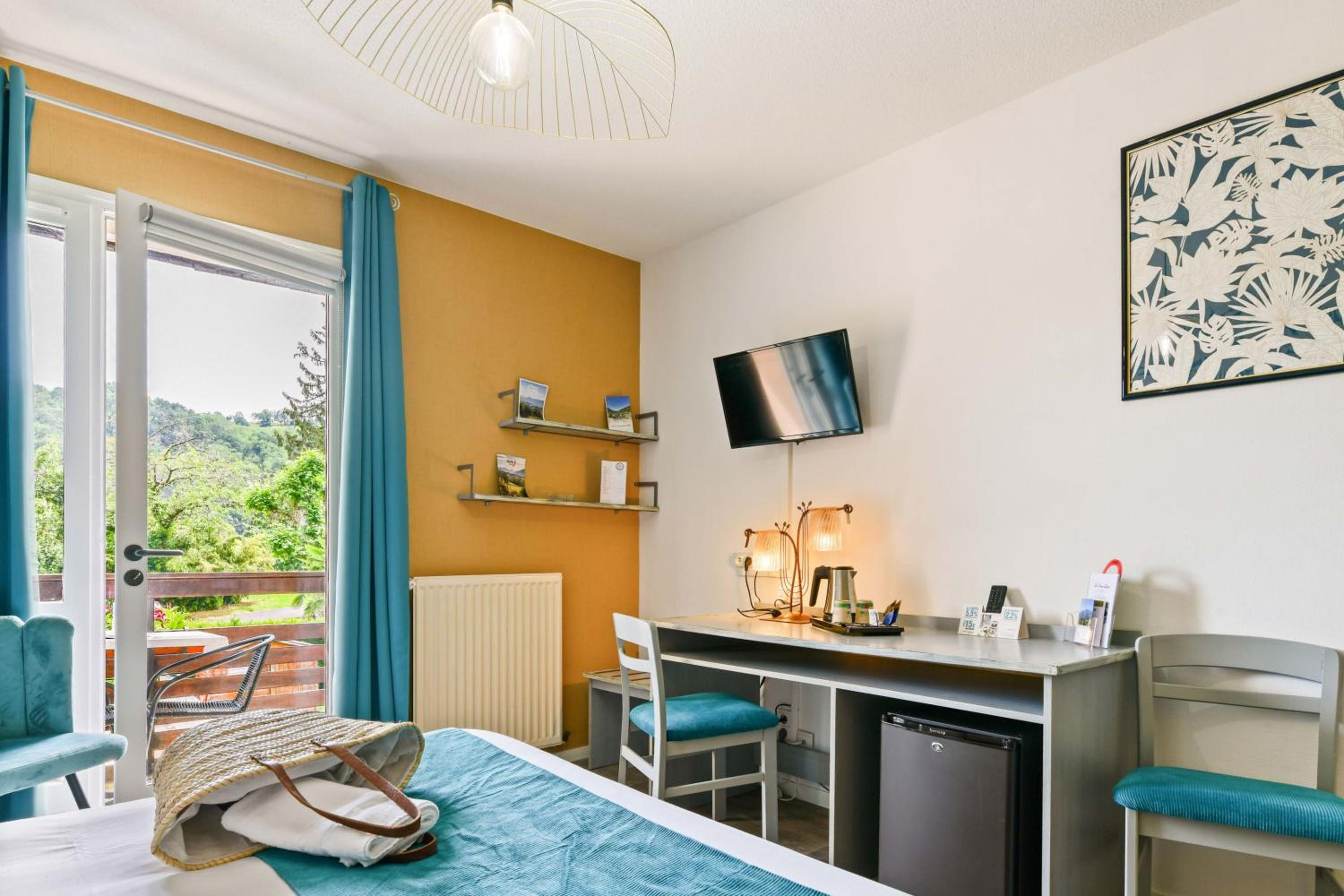 Double Room - Photo 7