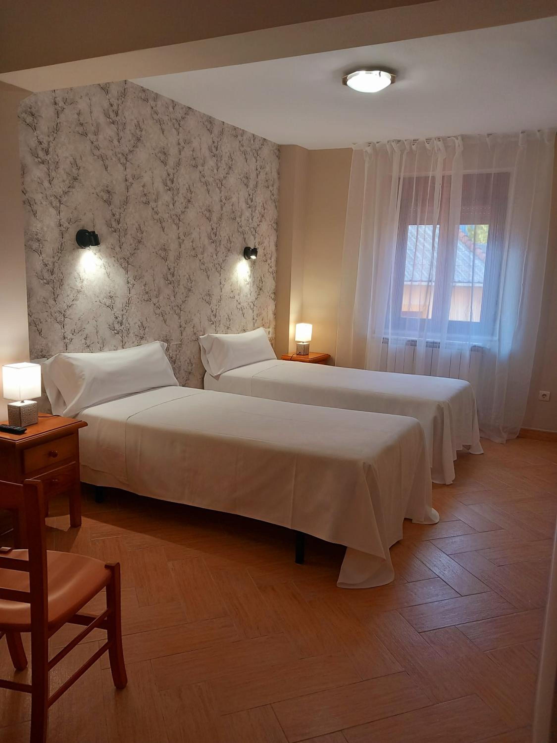 Habitación Doble con Baño Privado