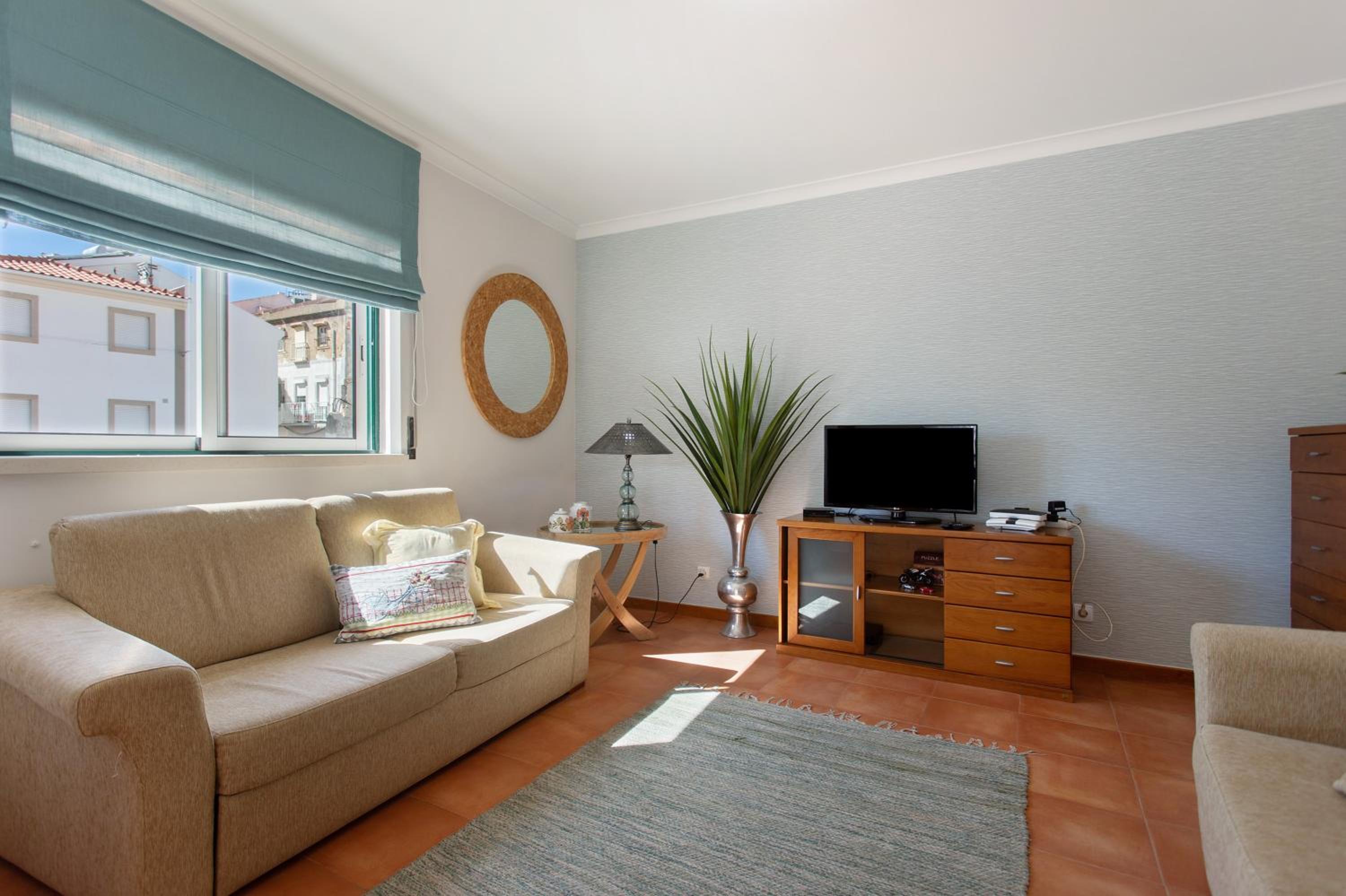 Three-Bedroom Premium Apartment with Balcony photo 1