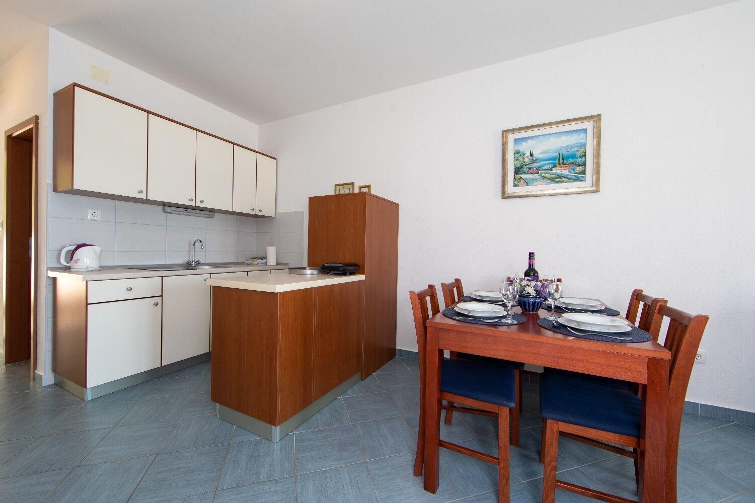 One-Bedroom Apartment With Terrace photo 3