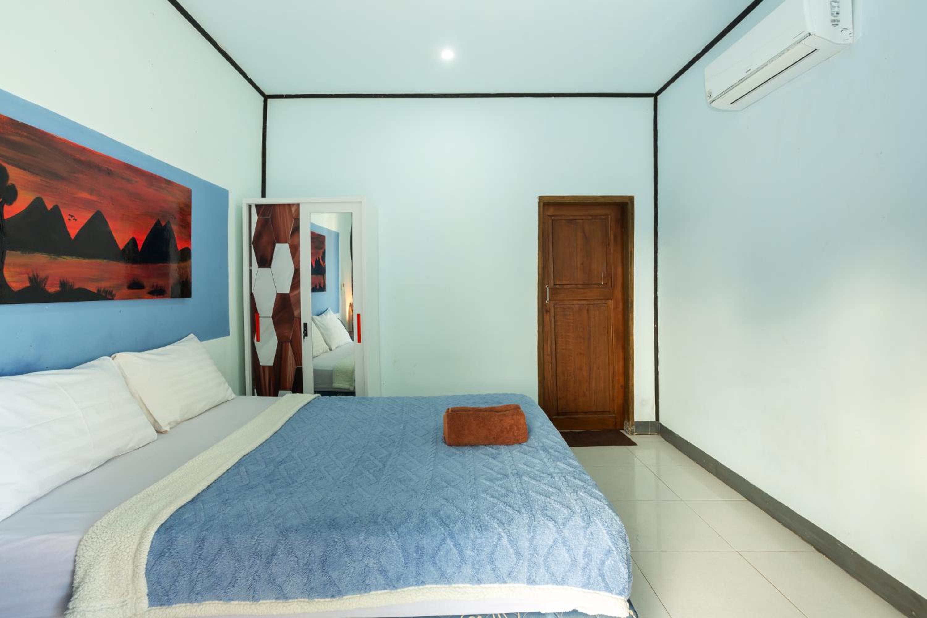 Double Room - Photo 5