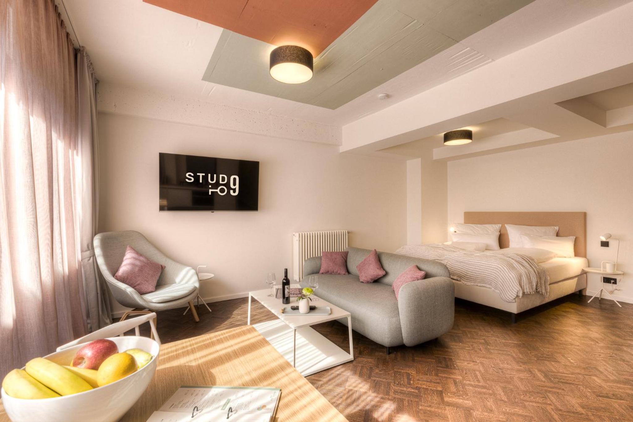 Studio Apartment photo 1