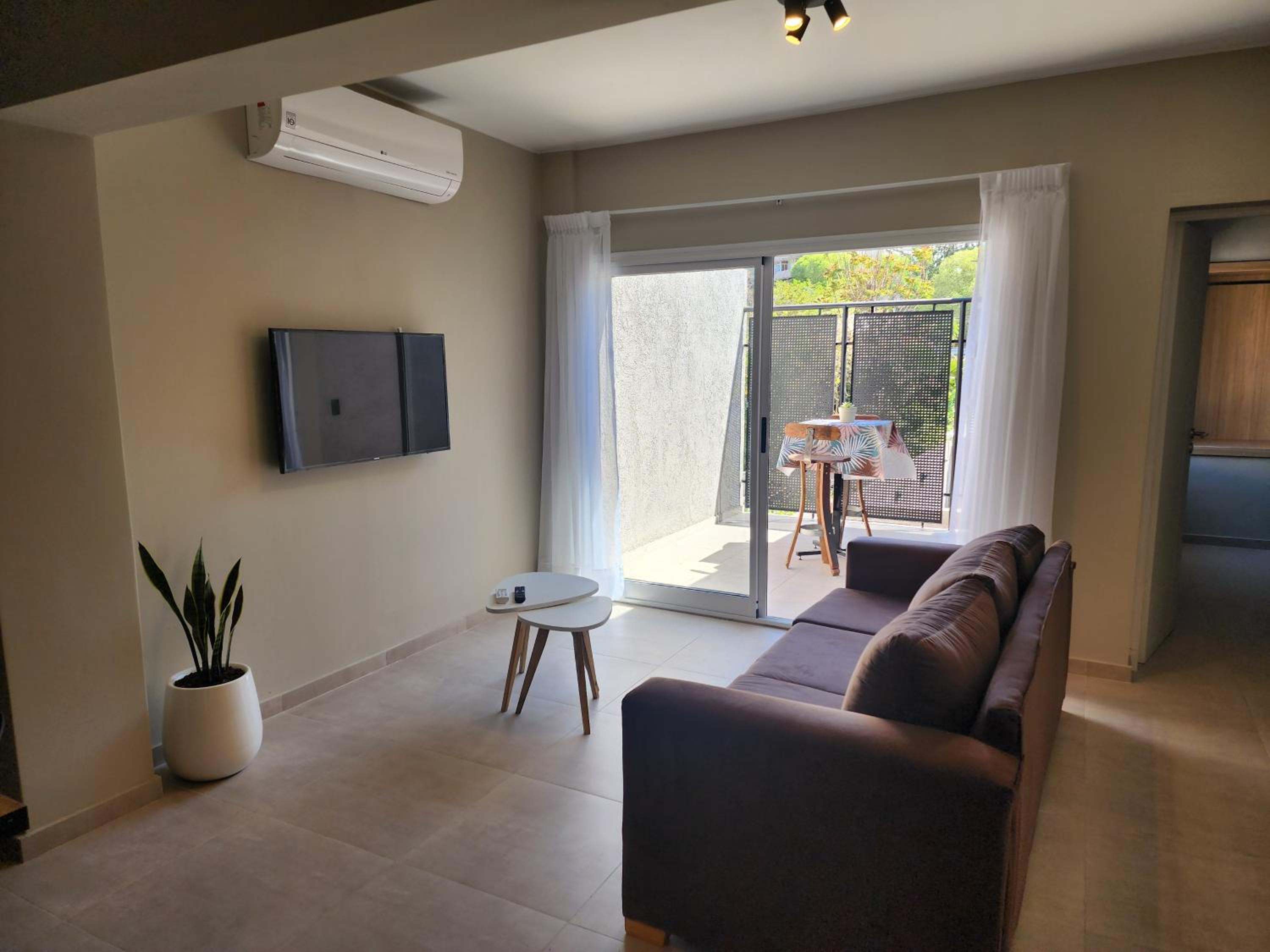 Apartment photo 3