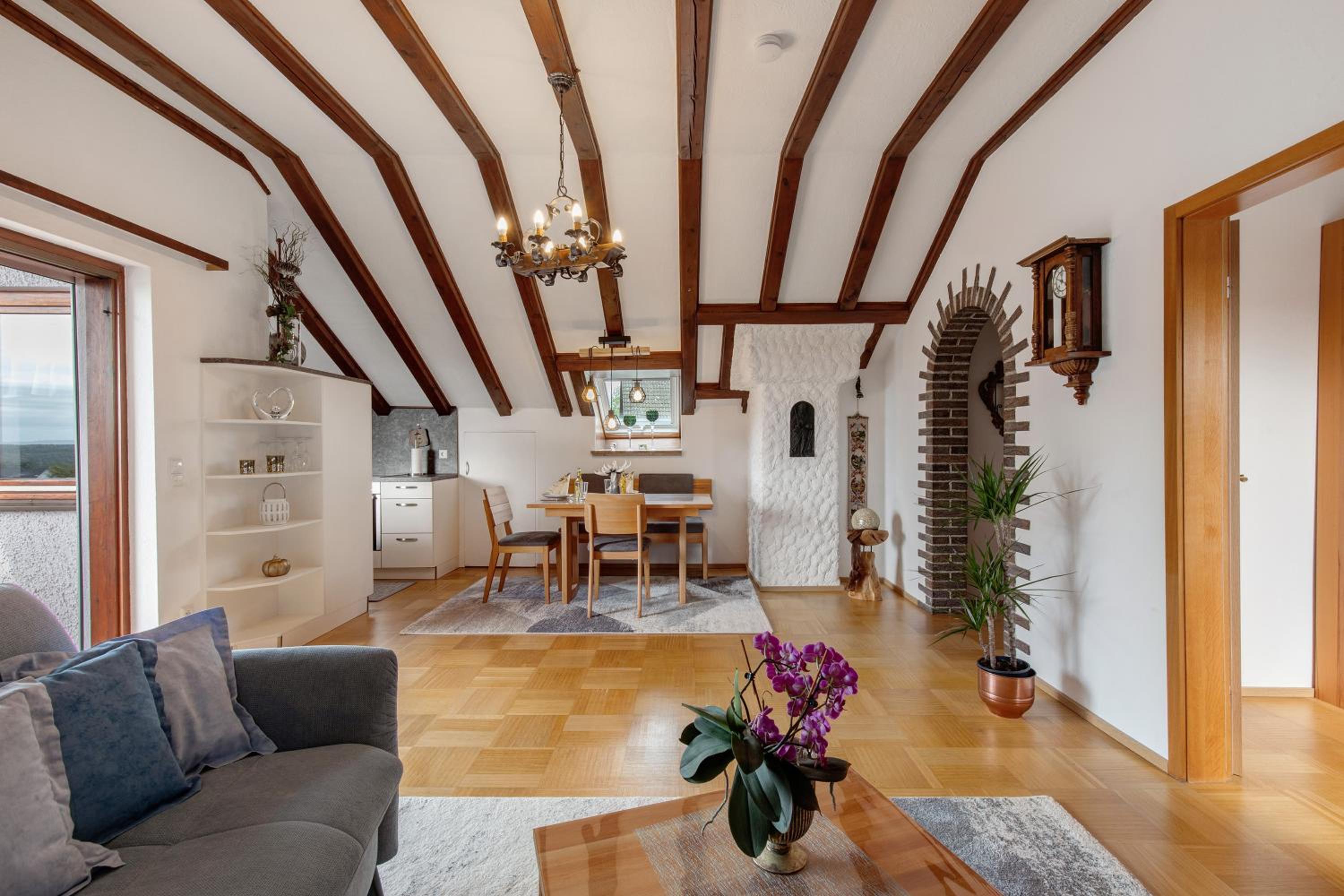 Superior One-Bedroom Apartment with Balcony