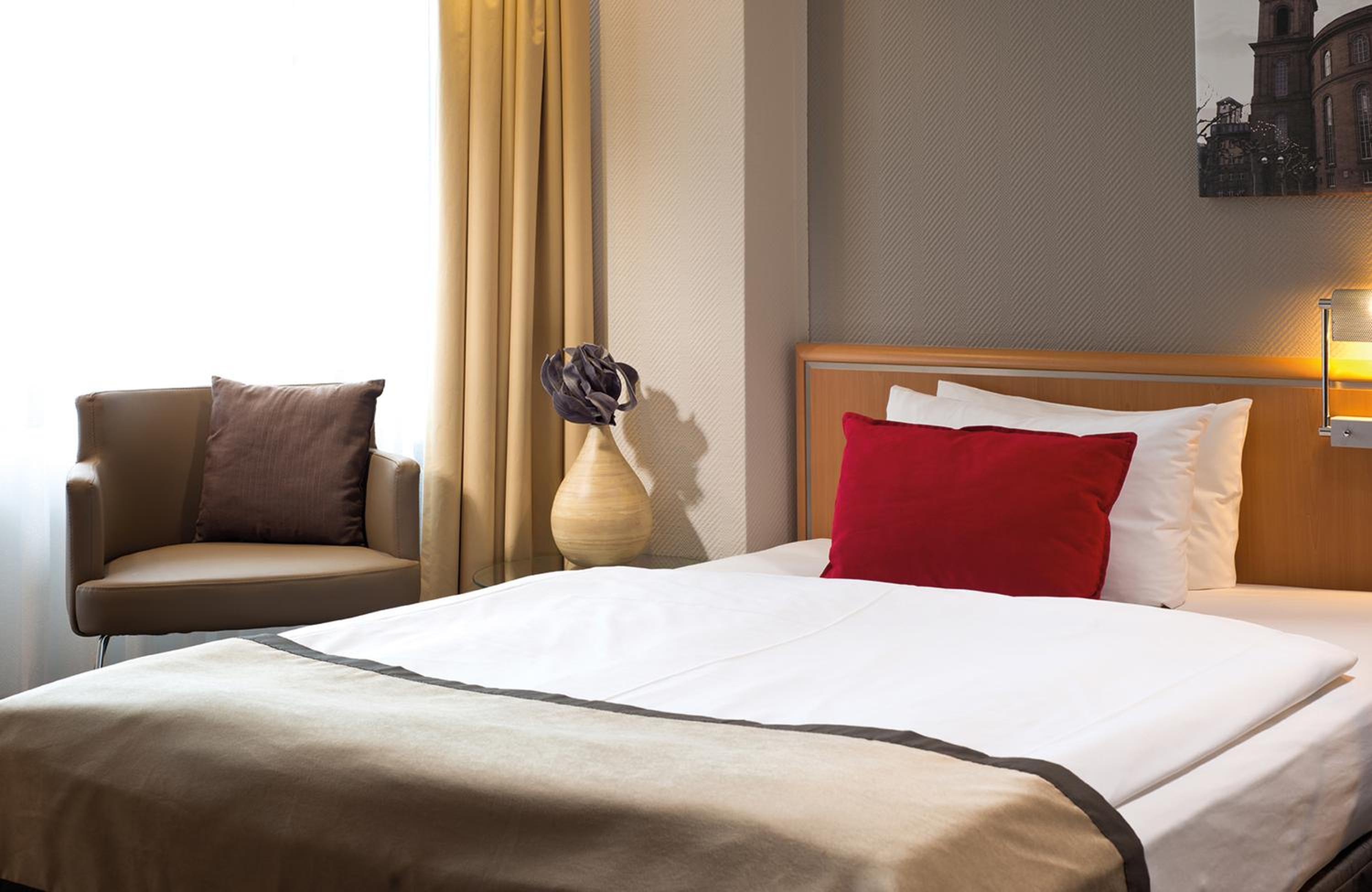 Executive Quadruple Room photo 3