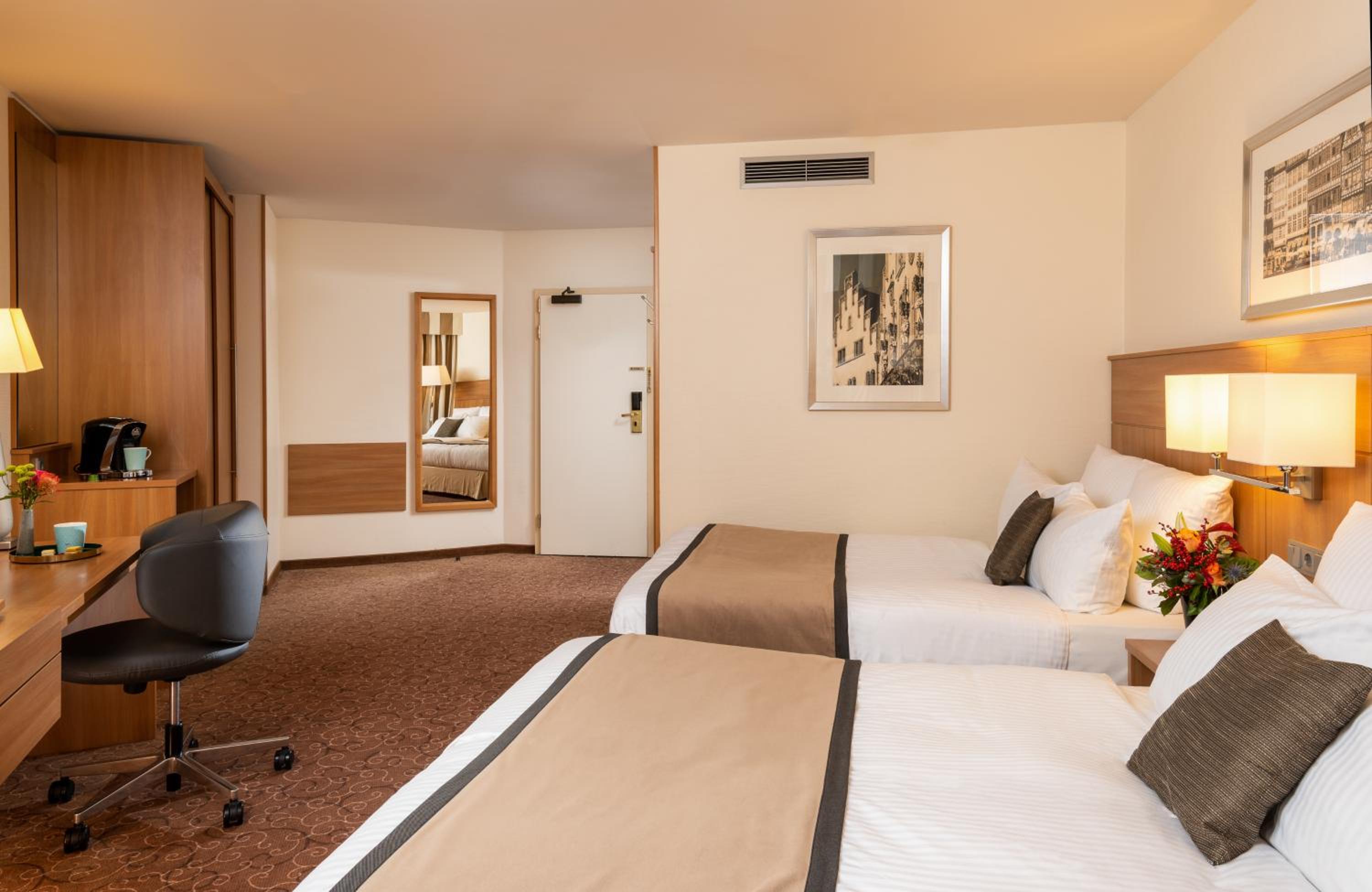 Family Quadruple Room photo 2