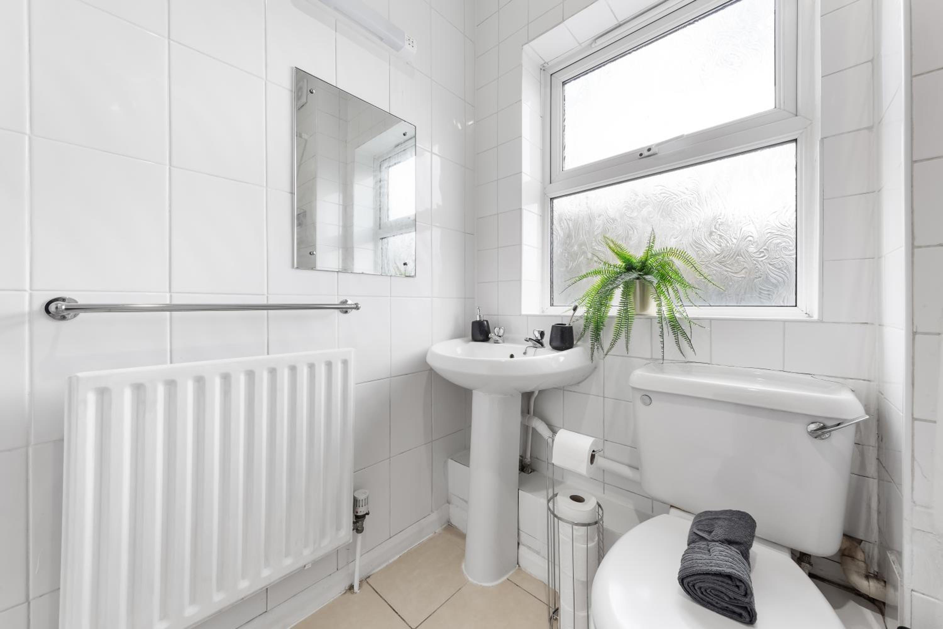 Three-Bedroom House photo 2