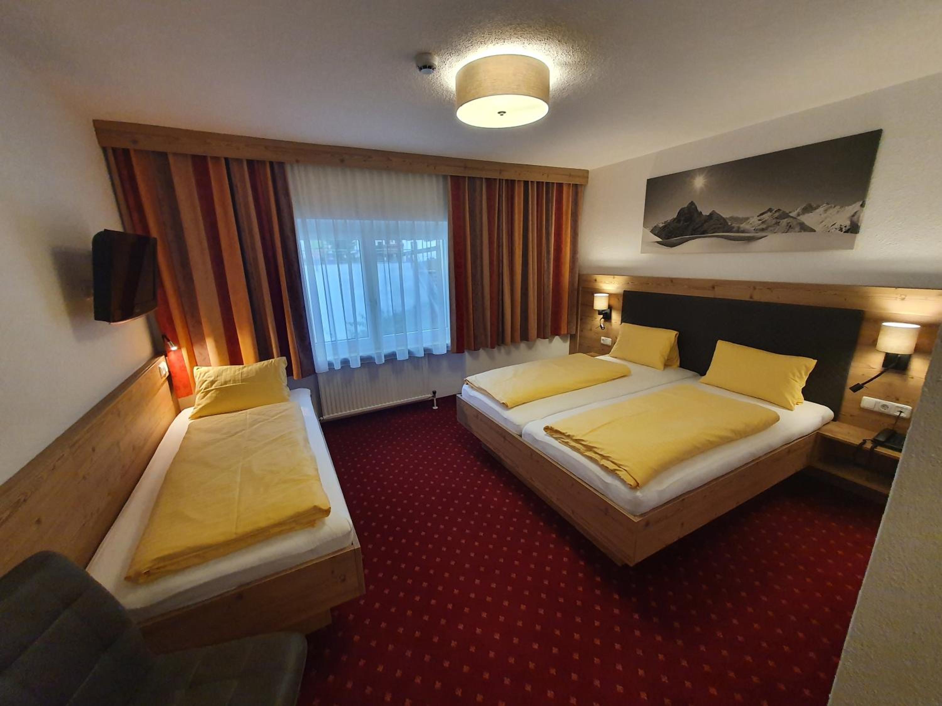 Triple Room