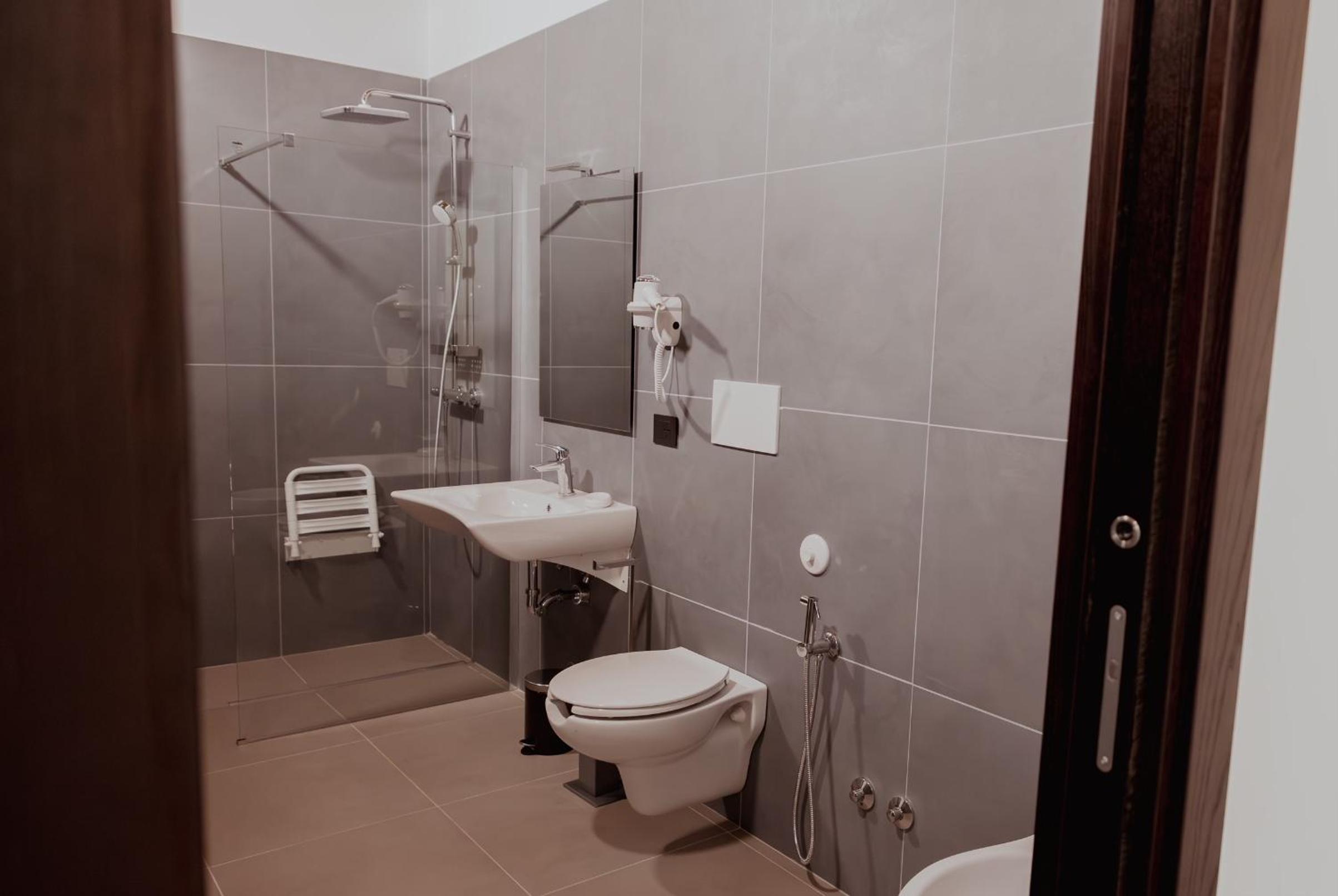 Triple Room with Private Bathroom