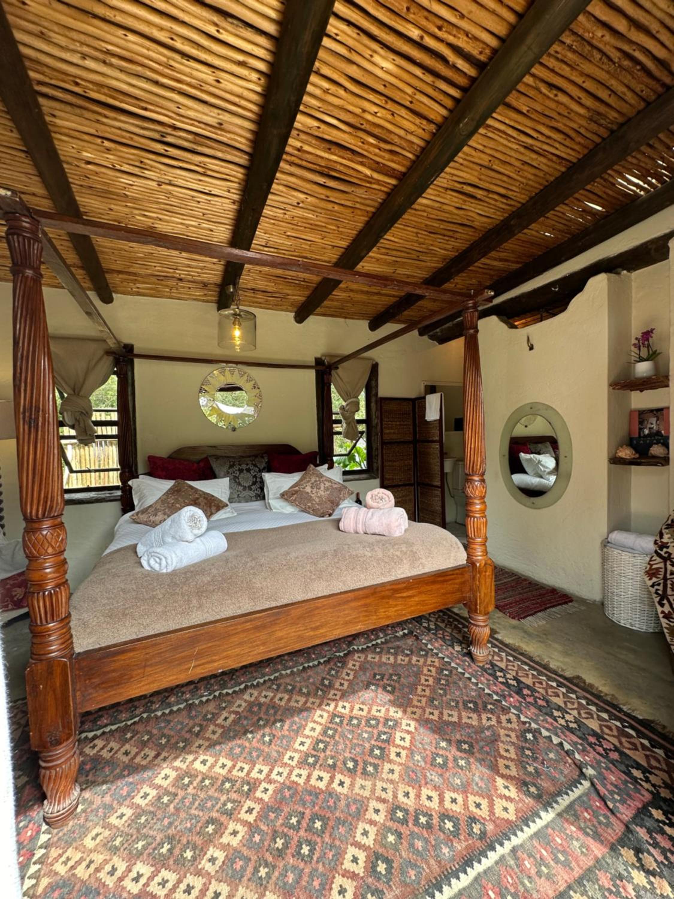One-Bedroom Apartment - Photo 2