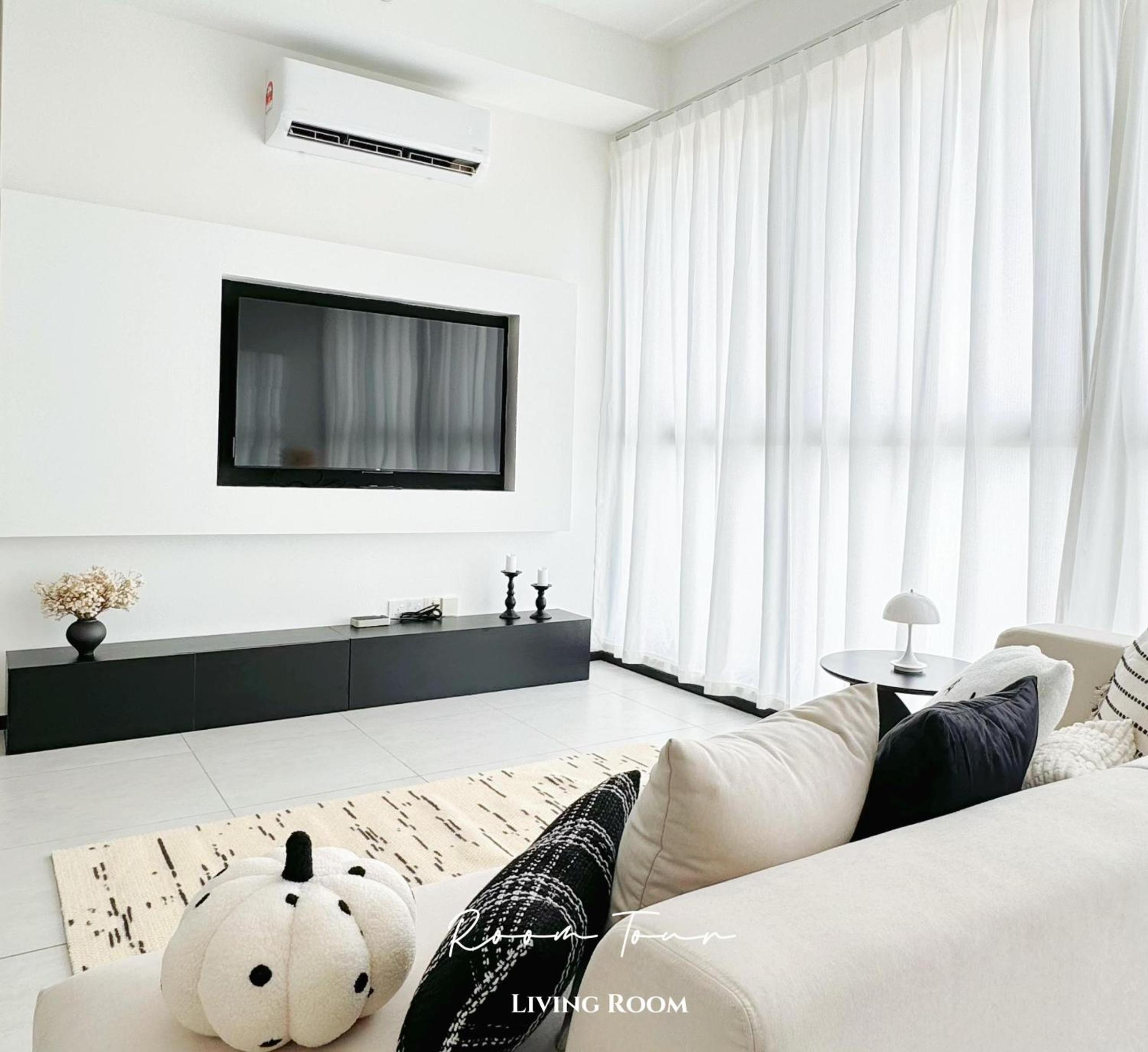 Apartment photo 2