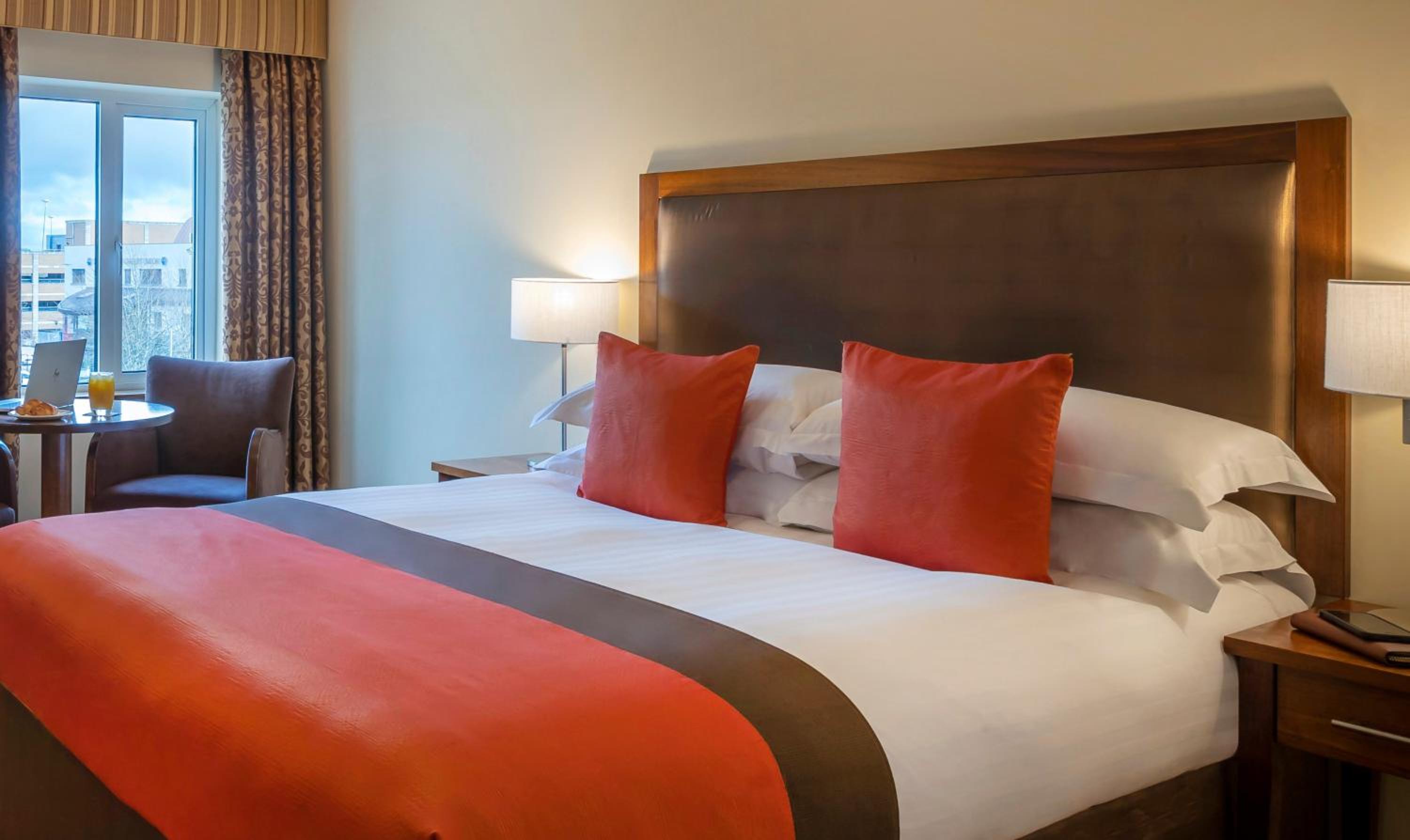 Executive Room - Photo 5