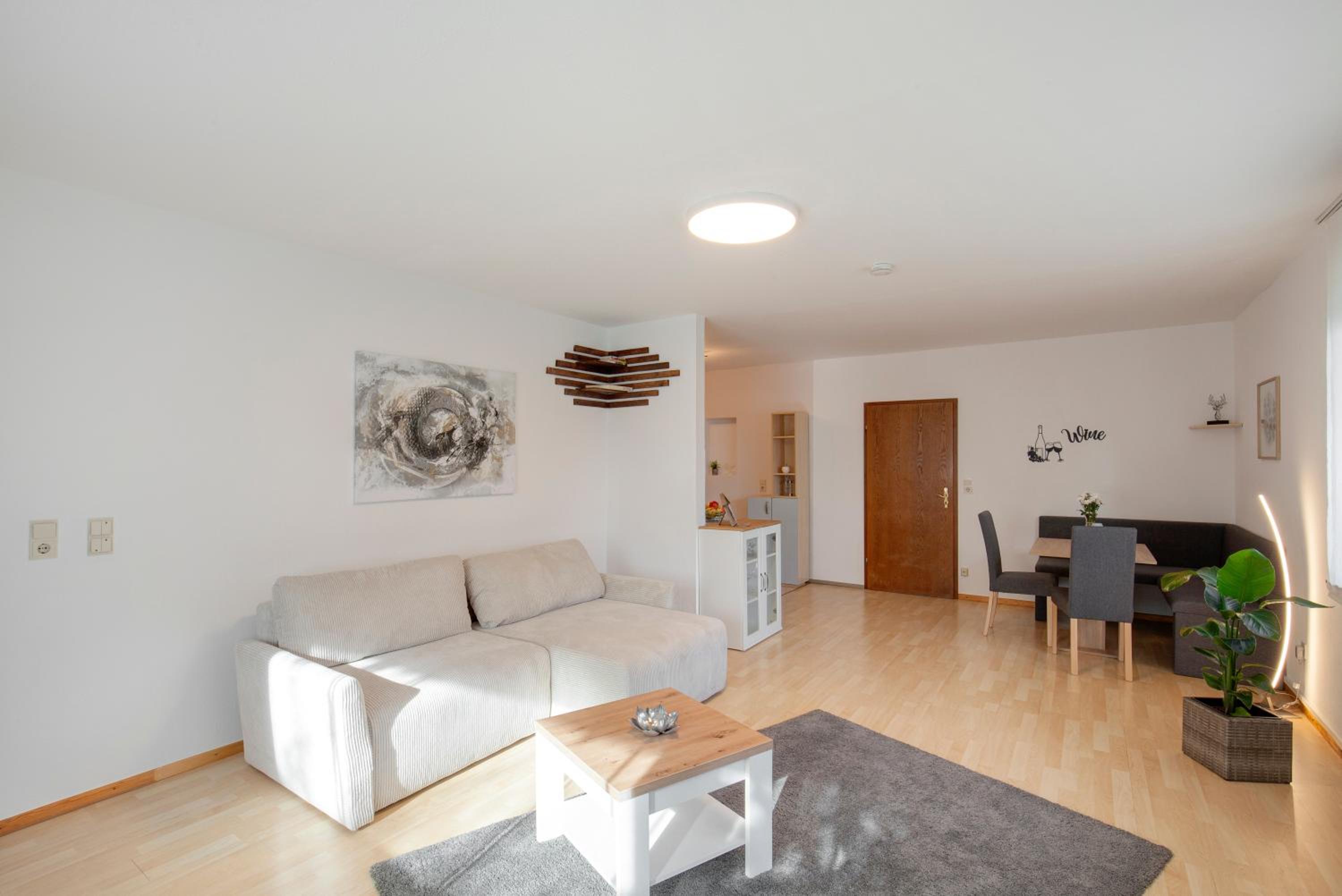 One-Bedroom Apartment with Garden View photo 2