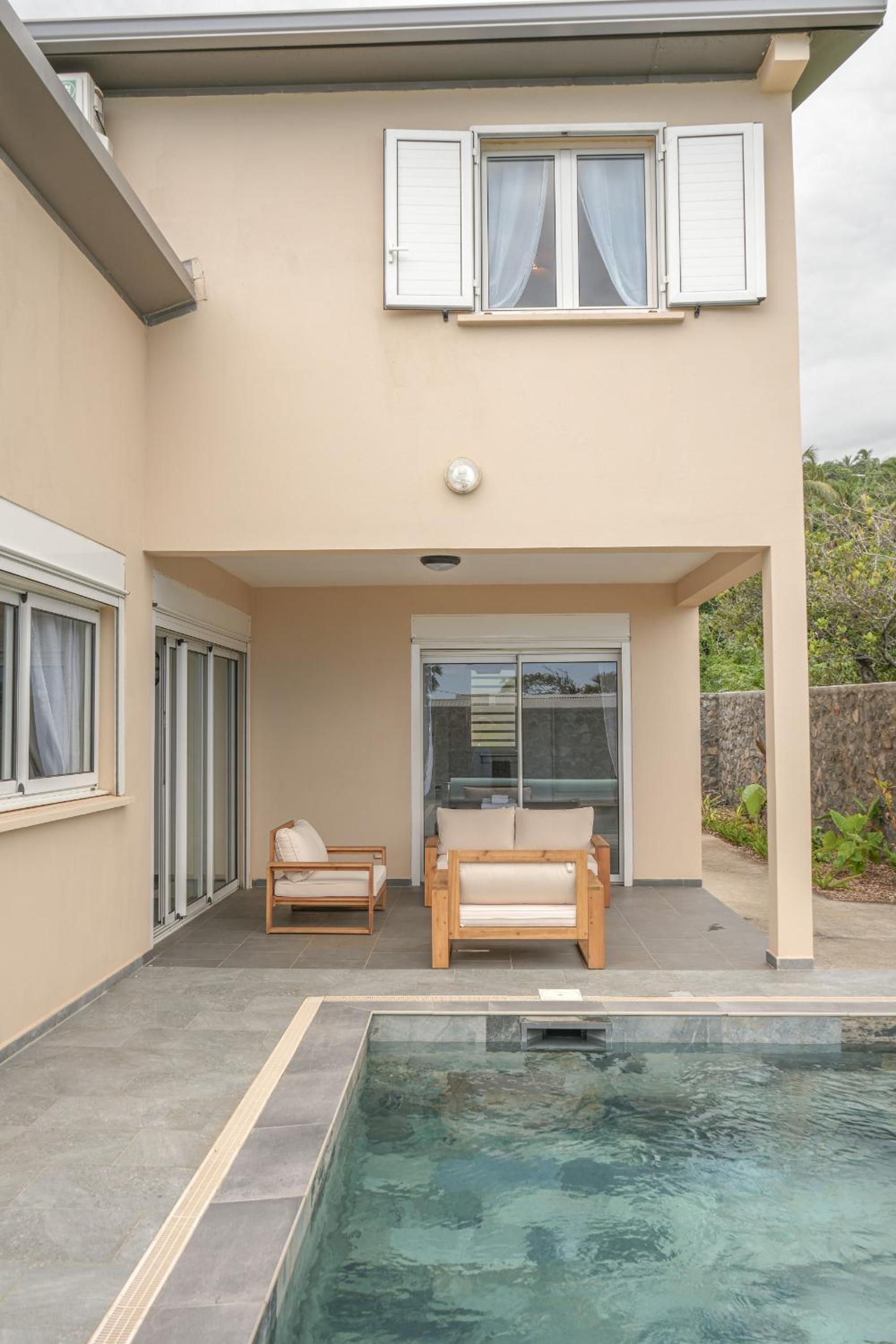 Villa photo 3