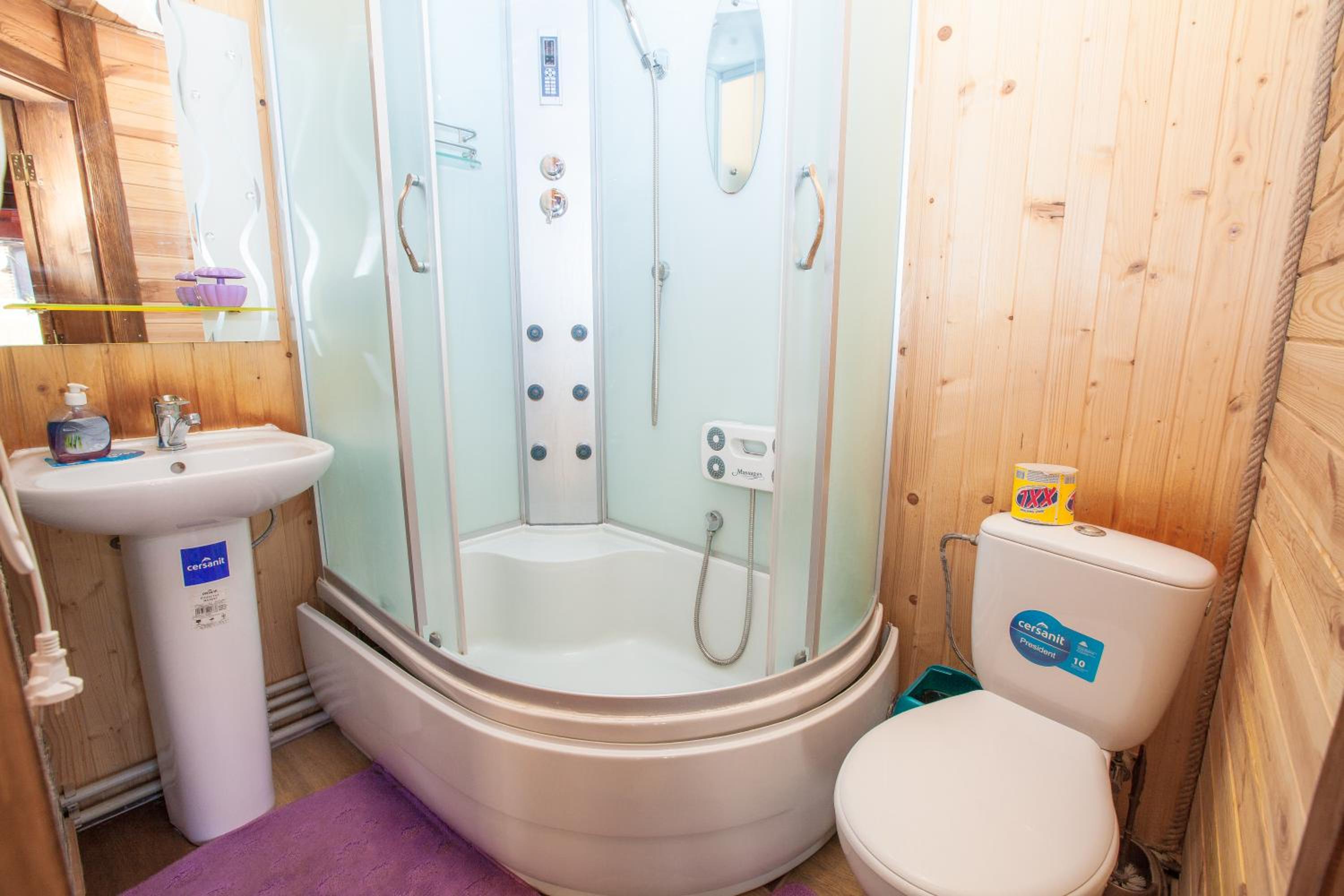 Comfort Double Room with Shower photo 2