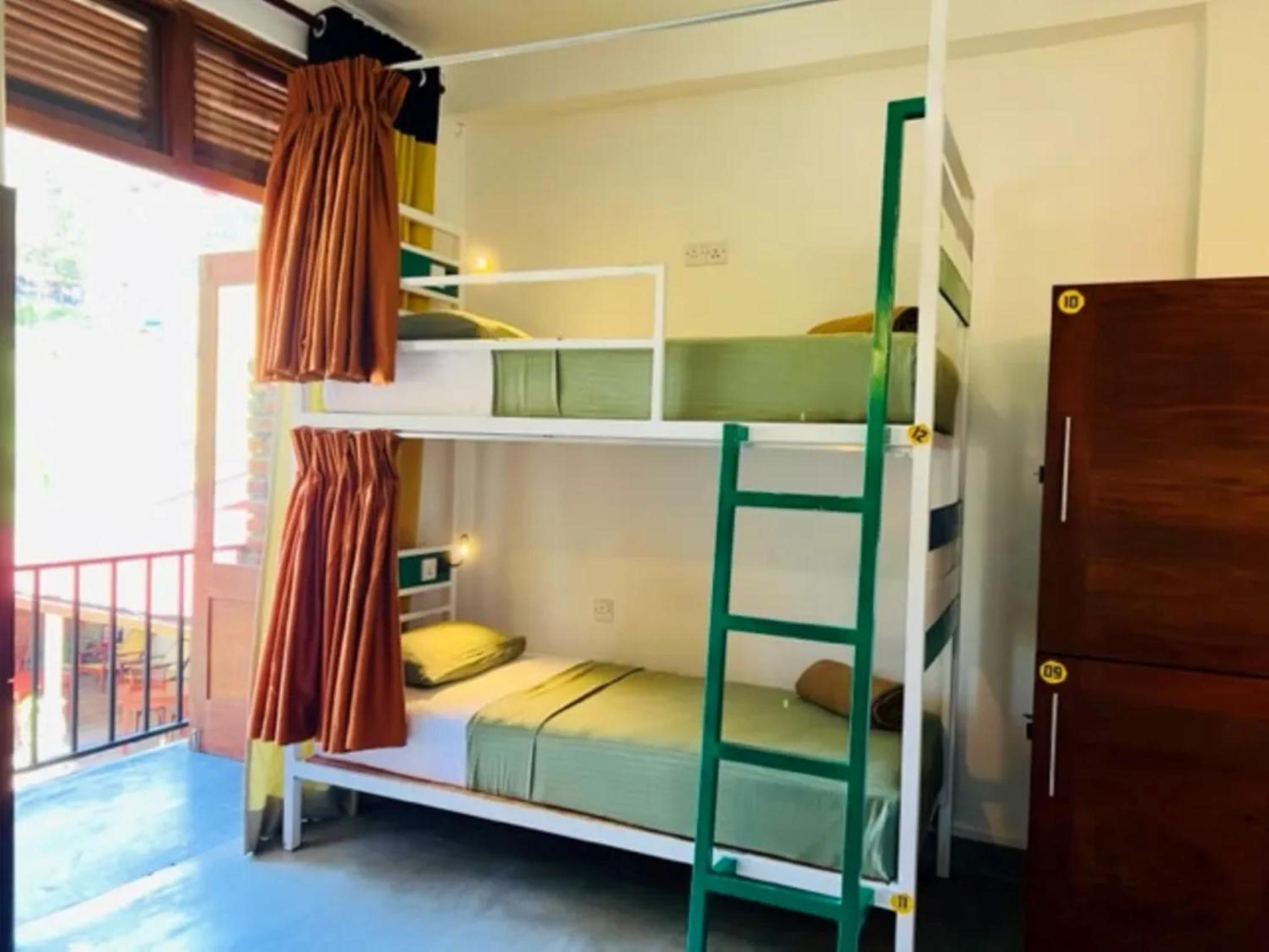Bed in 6-Bed Dormitory Room photo 2