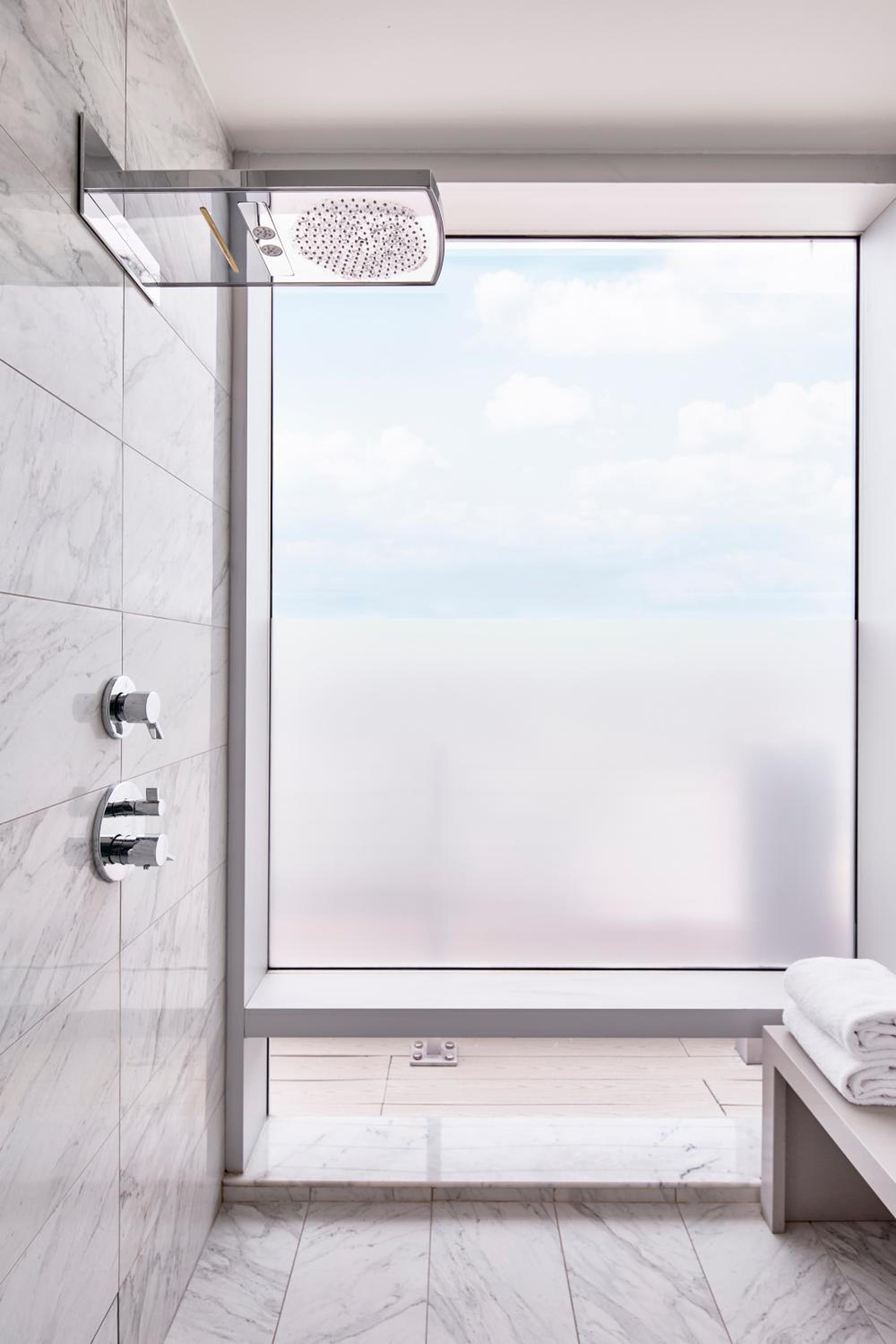 Hemingway Suite, 1 Bedroom Penthouse Suite, King, Top floor - Photo 15