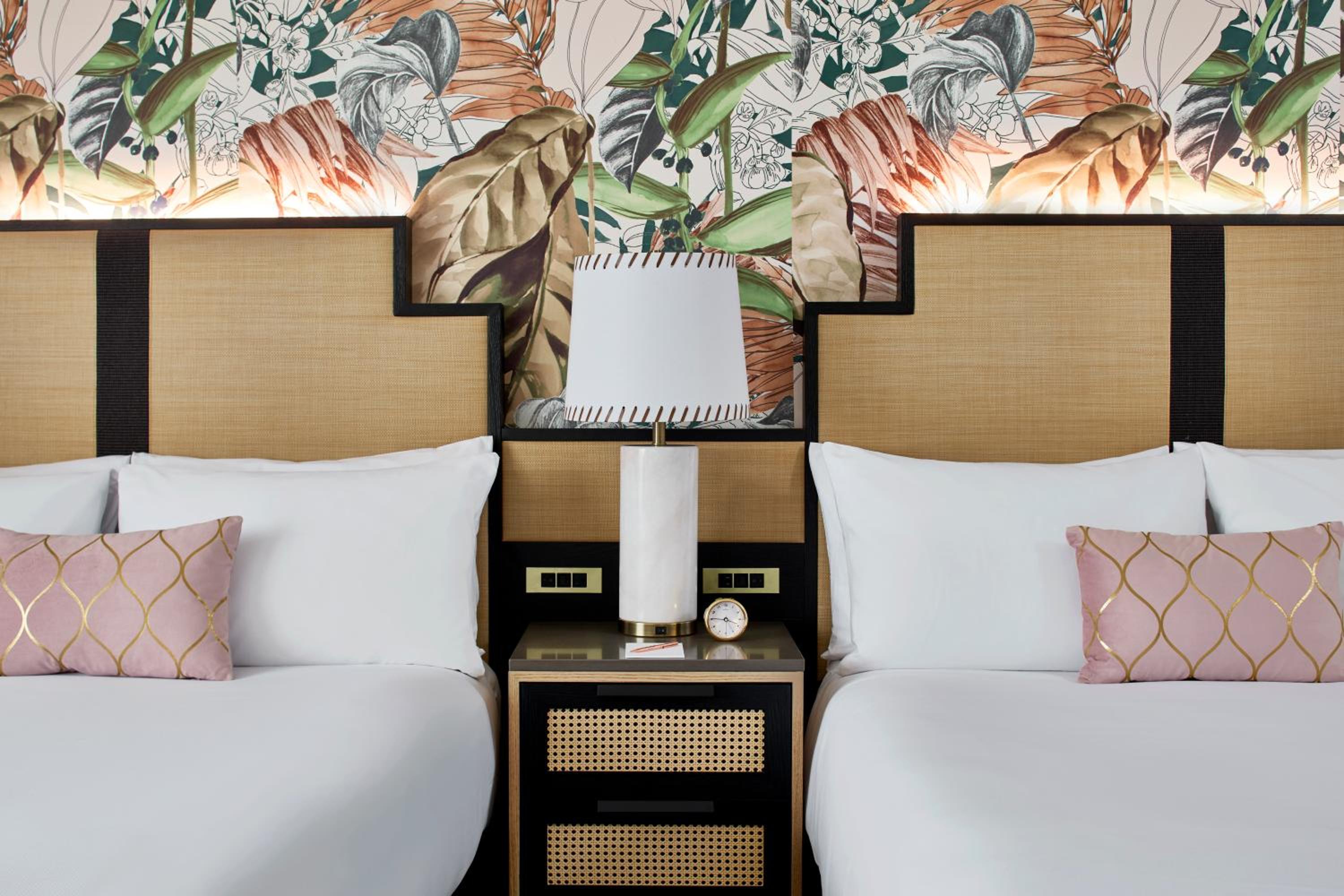 Queen Room with Two Queen Beds - Photo 6