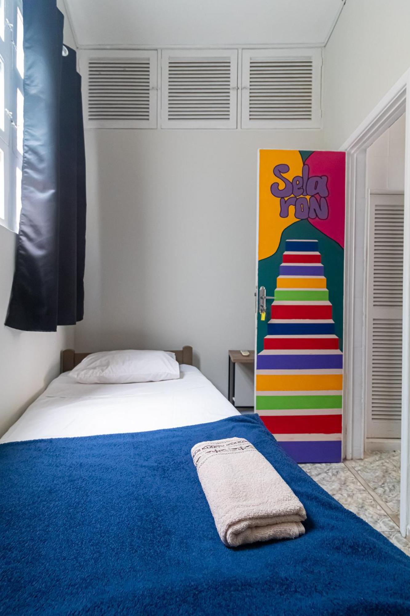 Single Room with Shared Bathroom