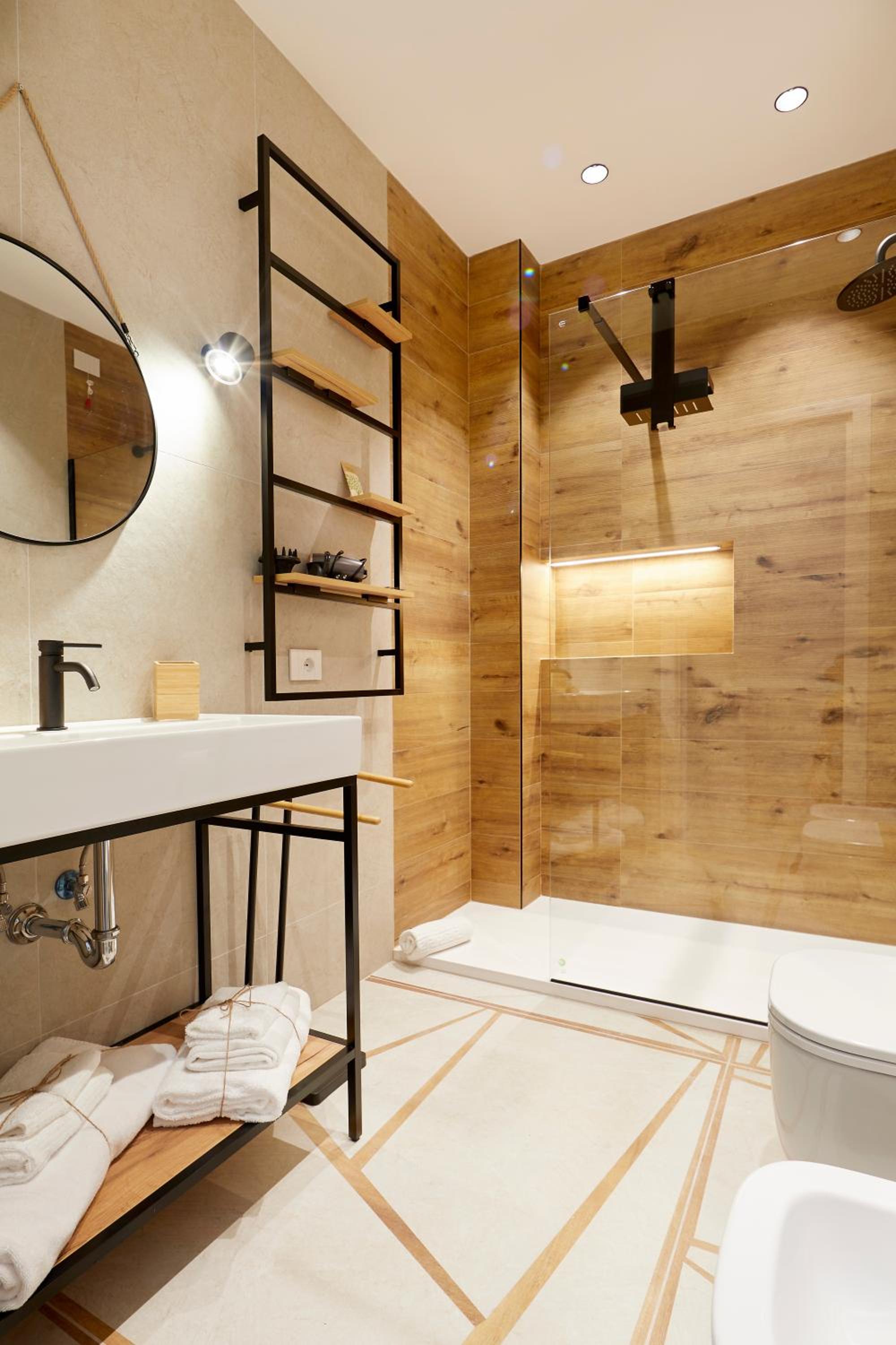 Double or Twin Room with Balcony photo 3