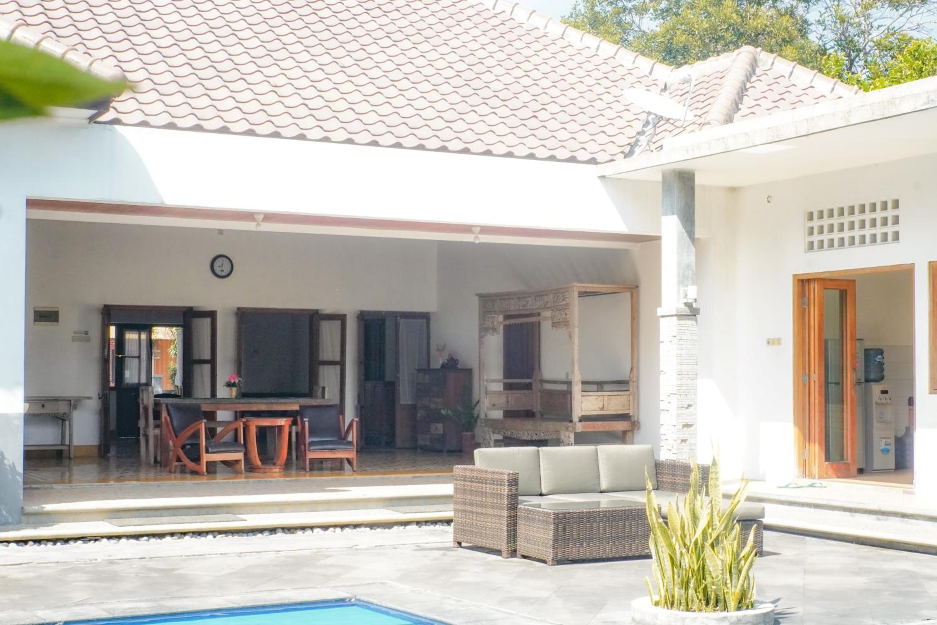Villa With Private Pool photo 3