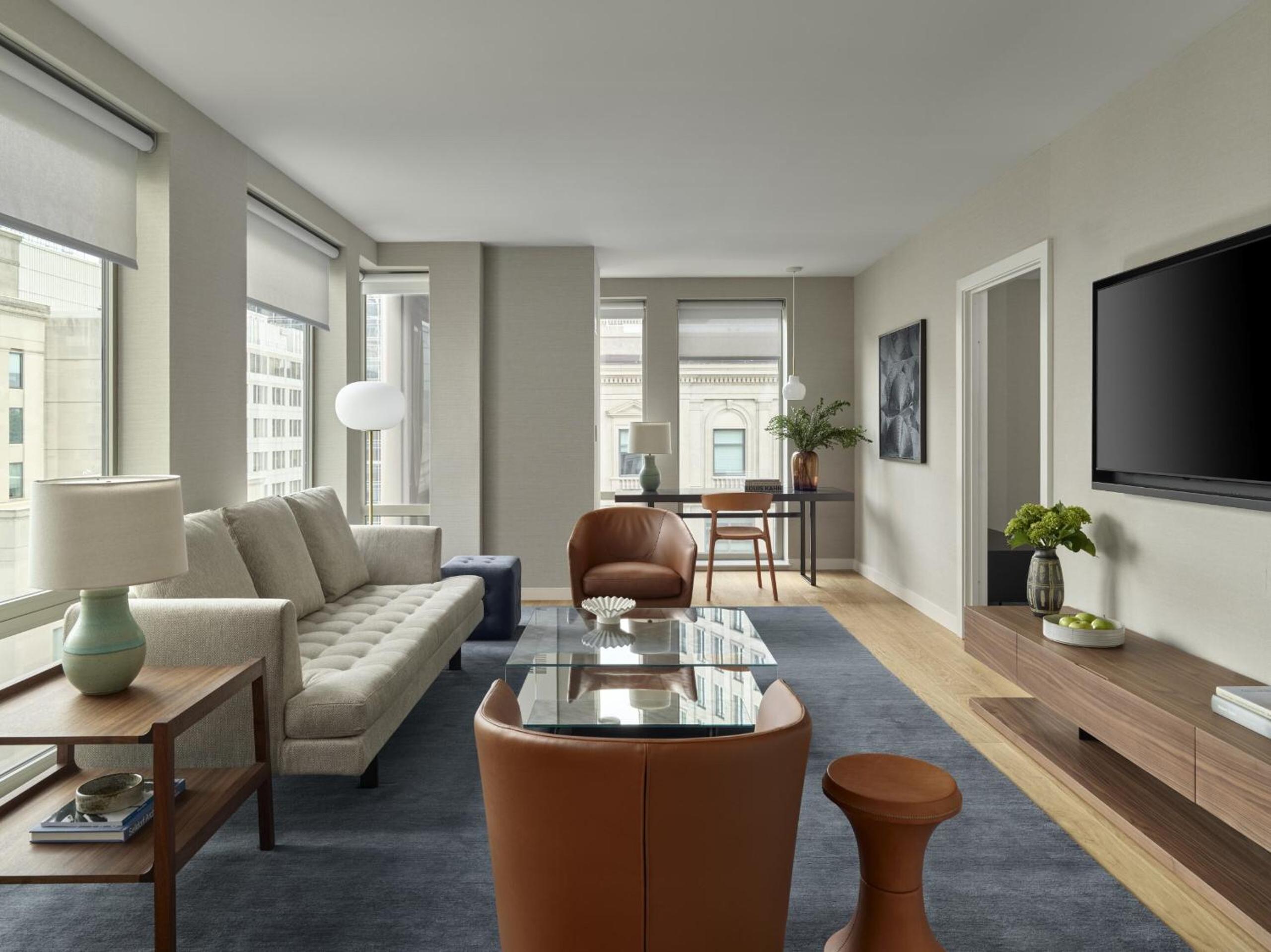 Signature Suite - Photo 1