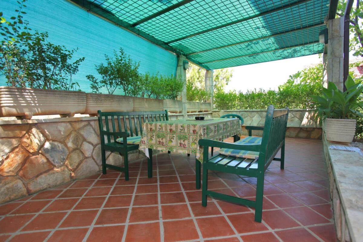 Two-Bedroom Apartment with Terrace photo 2