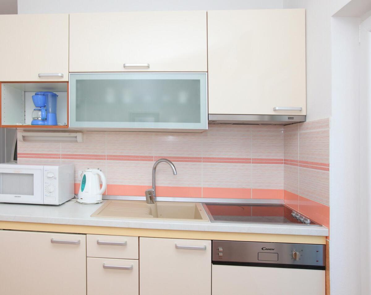 Two-Bedroom Apartment with Terrace photo 3