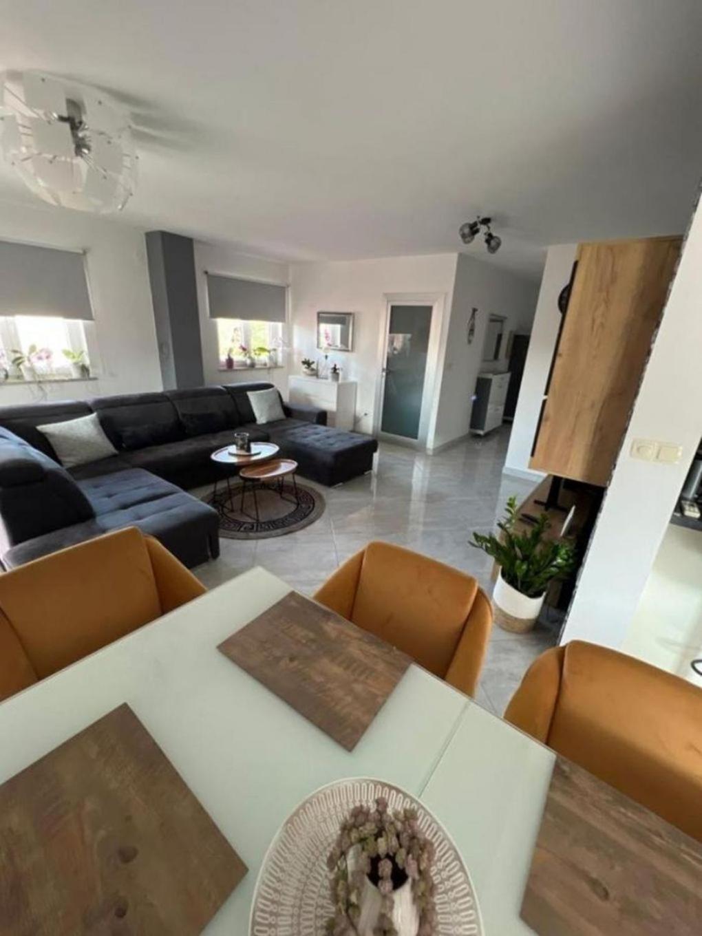 Three-Bedroom Apartment photo 1