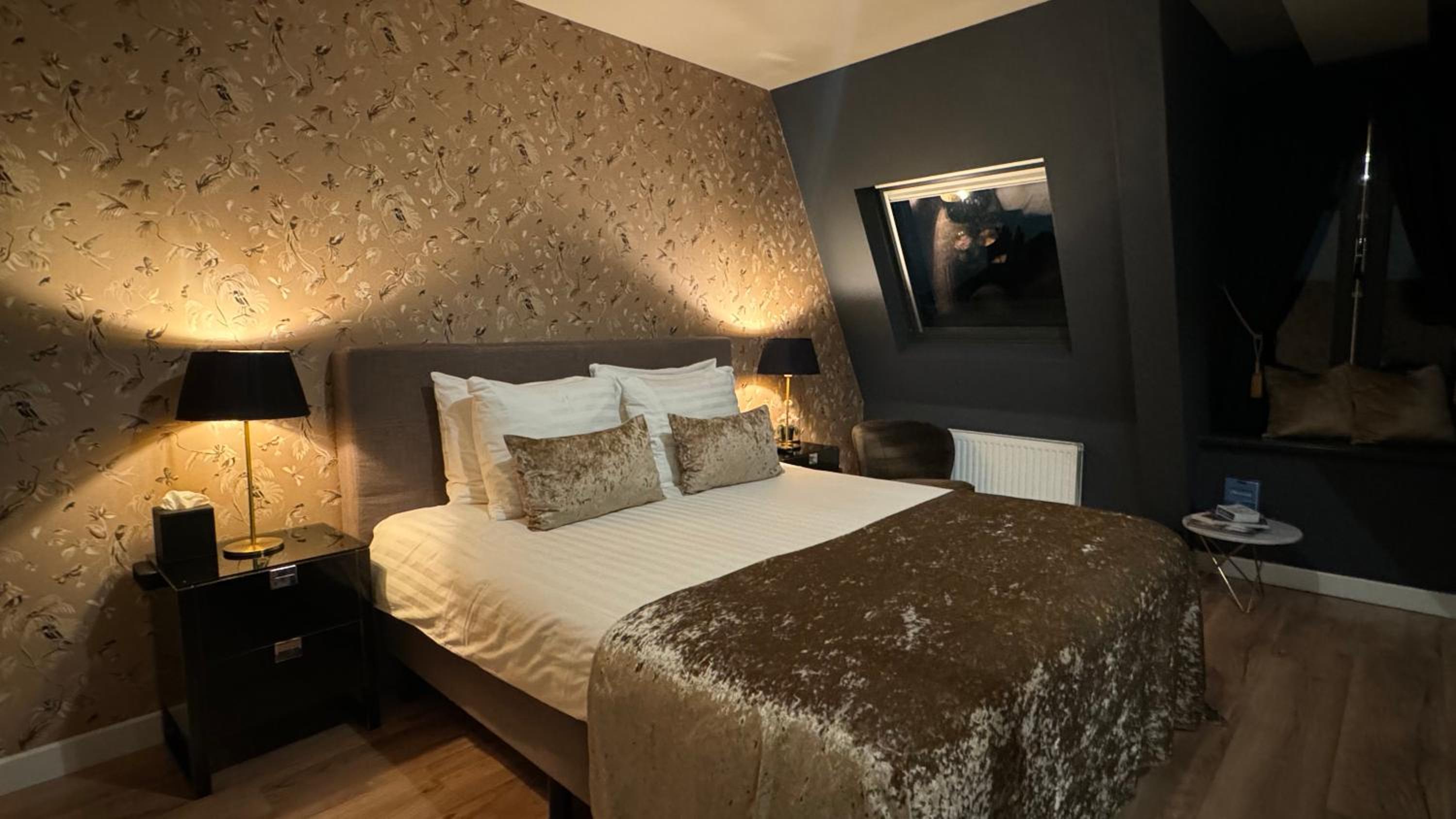 Double or Twin Room with Canal View photo 2