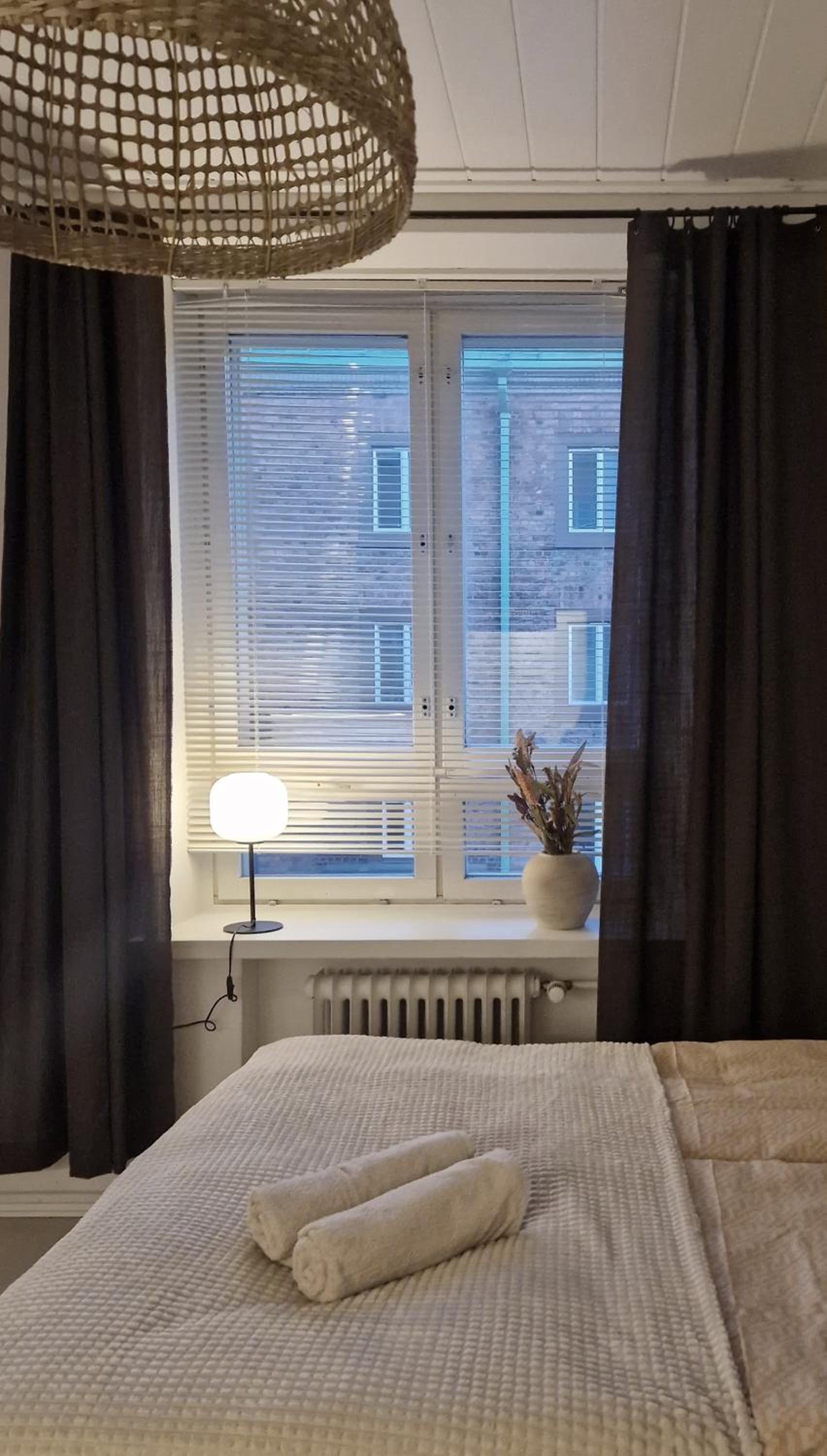 One-Bedroom Apartment photo 3
