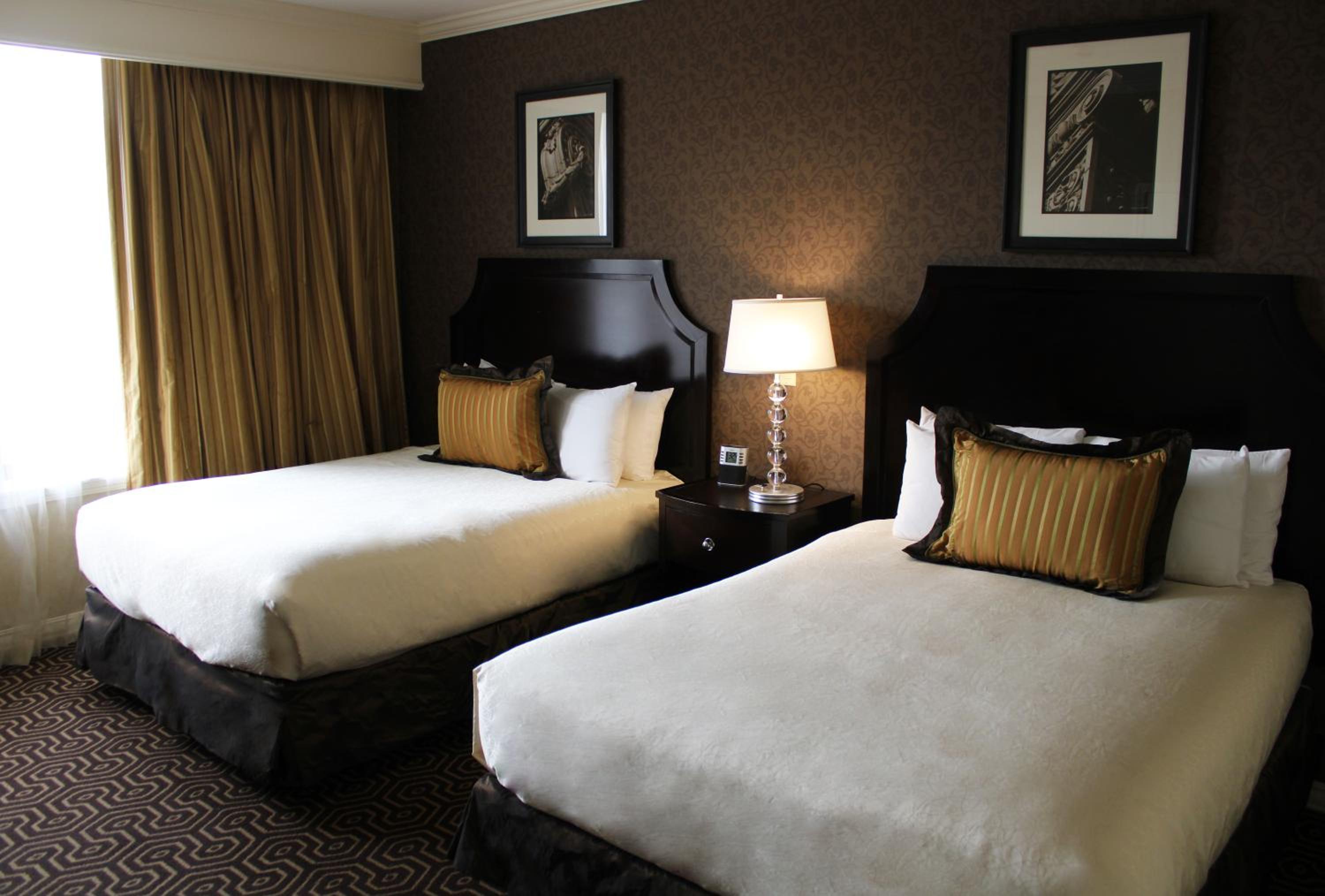 Queen Room with Two Queen Beds - Photo 1