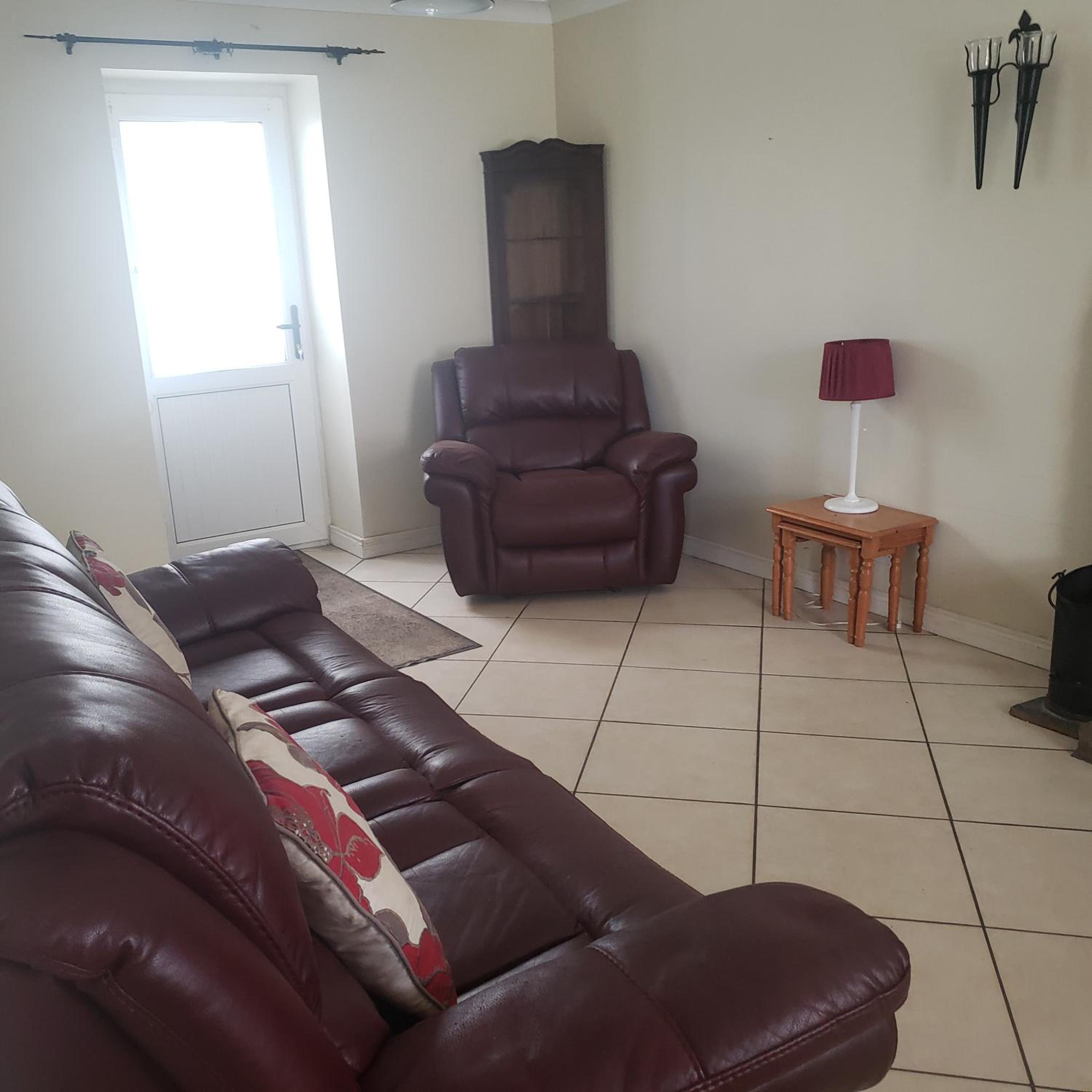 Four-Bedroom House photo 1