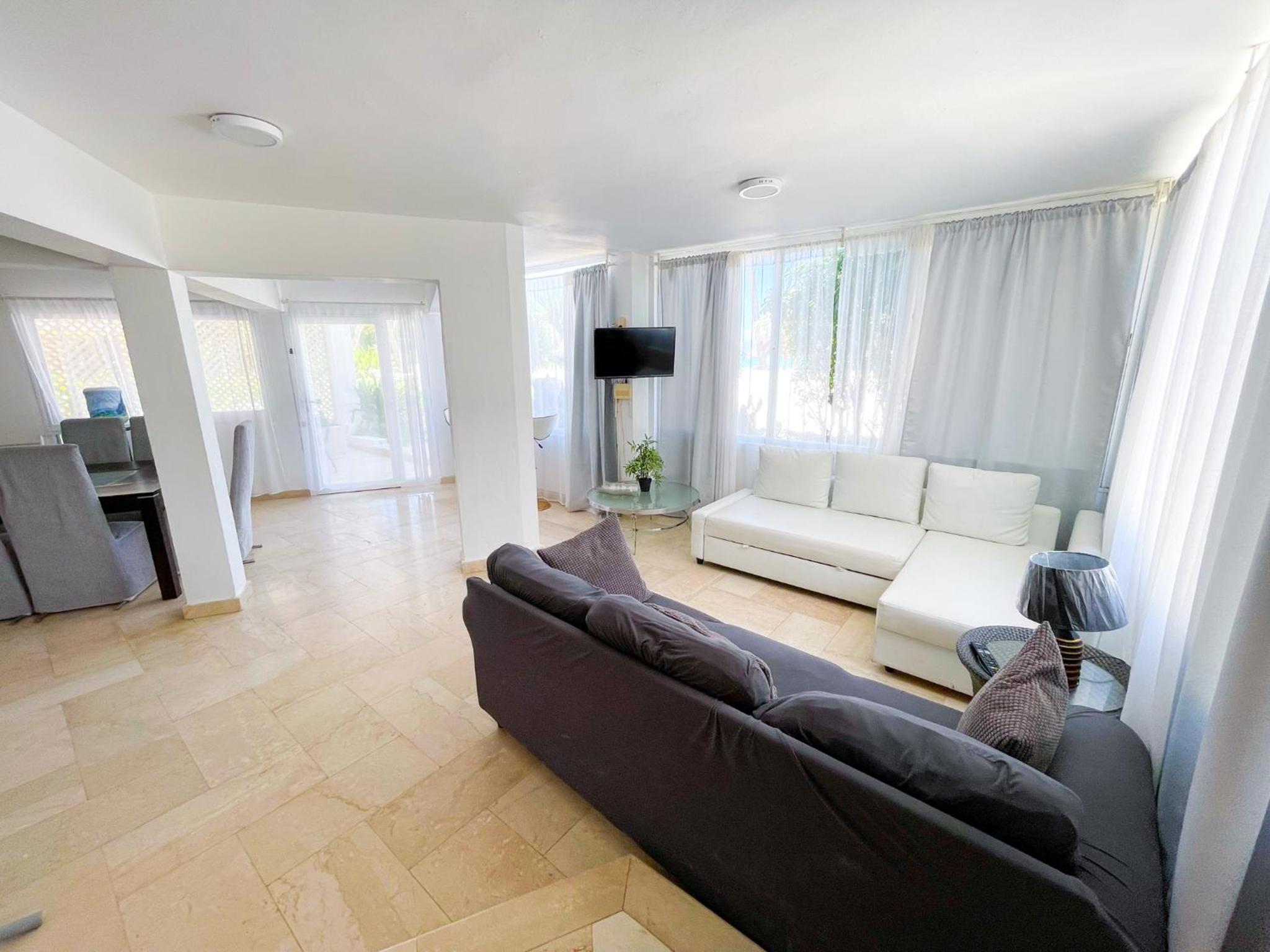 Apartment With Sea View