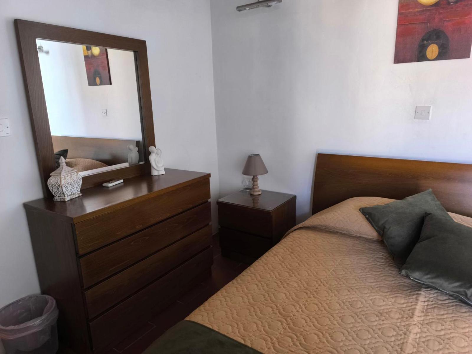 Two-Bedroom Apartment - Photo 7