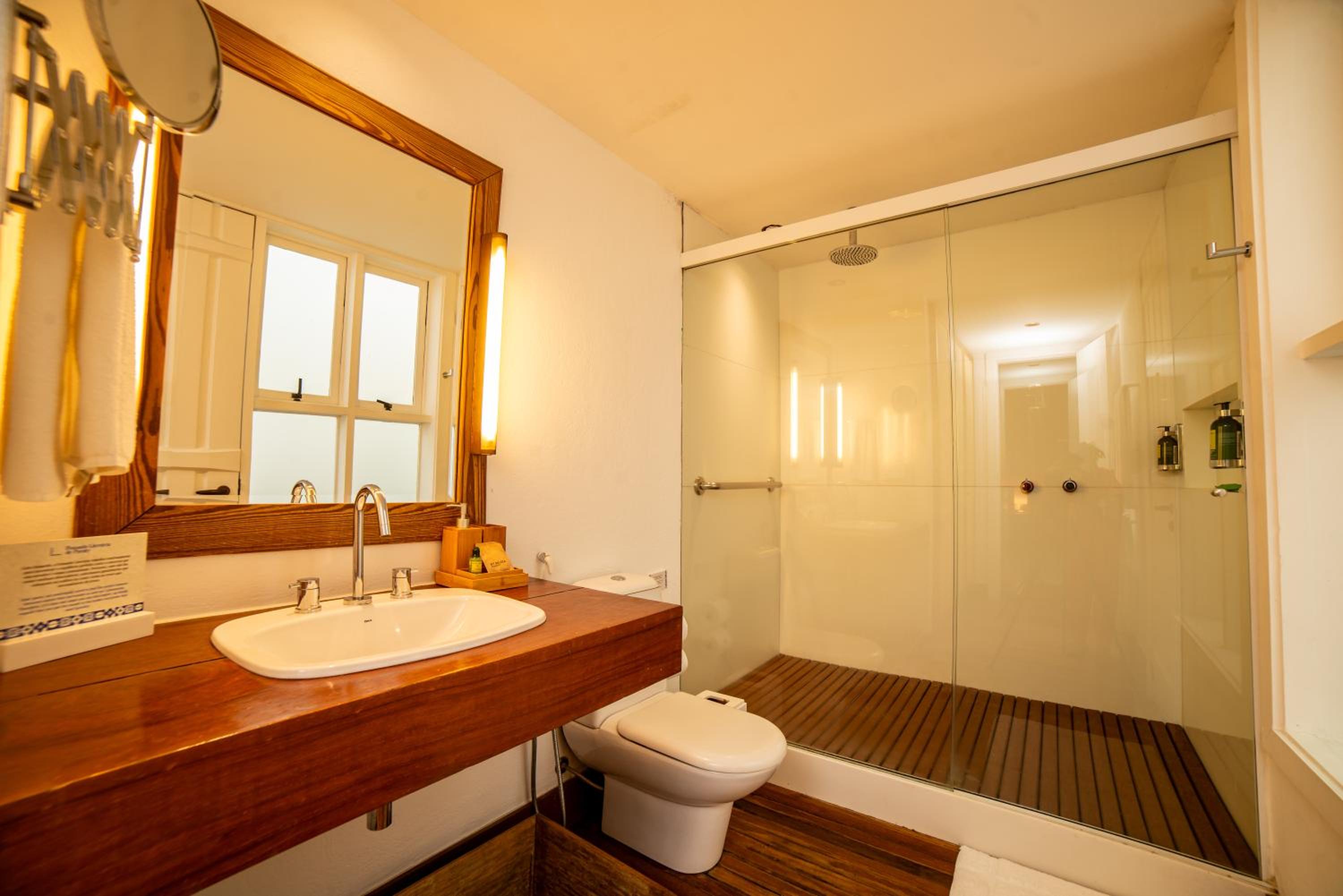 Suite (2 Adults) photo 3