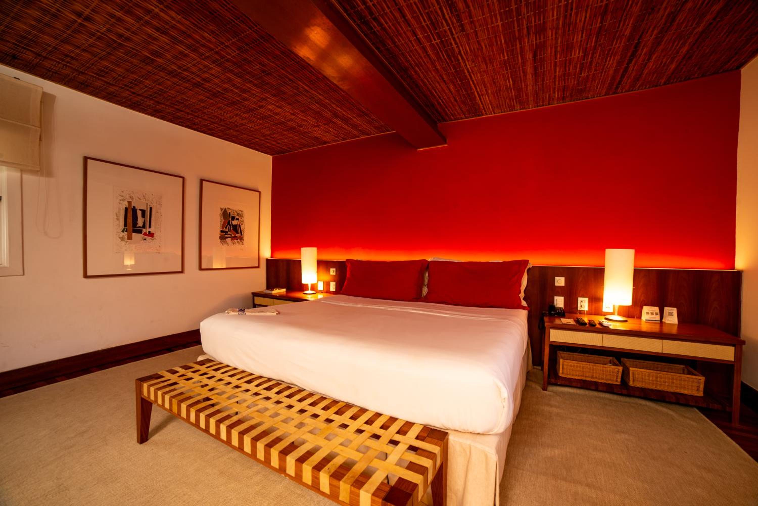 Suite (2 Adults) photo 2